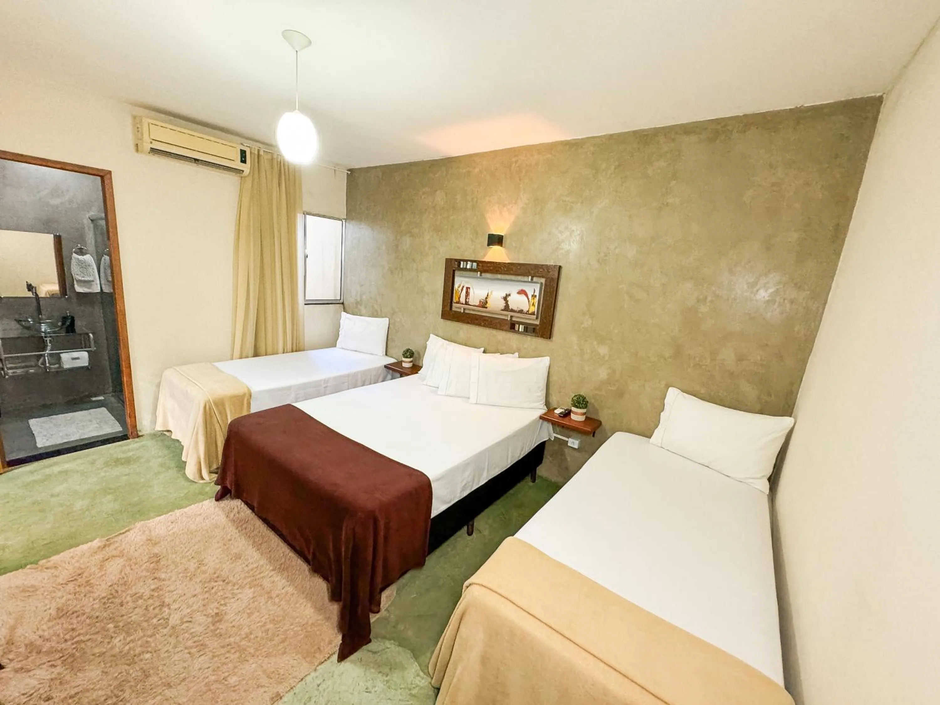 Bedroom, Bed in Pousada Entre Folhas