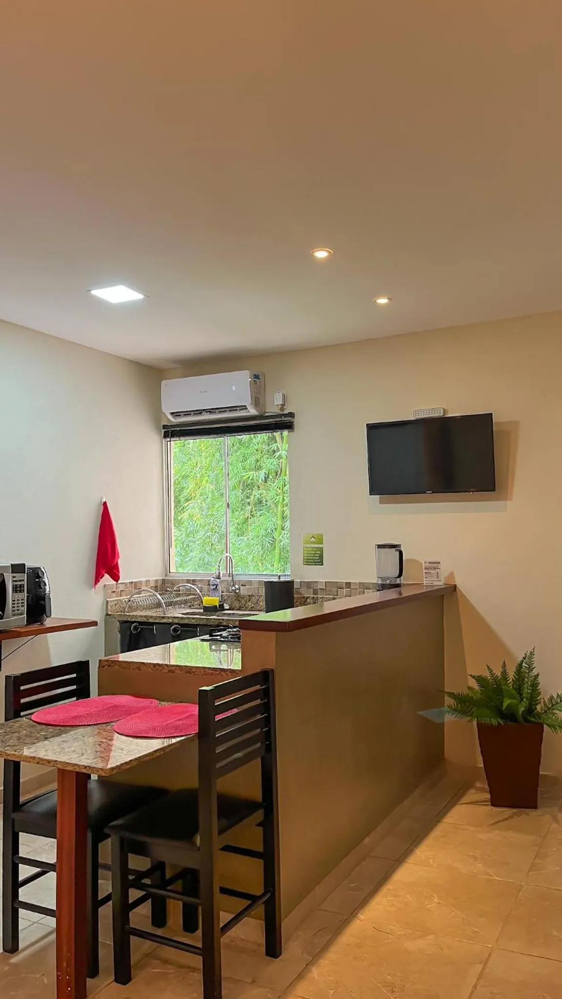 kitchen in Pousada Entre Folhas