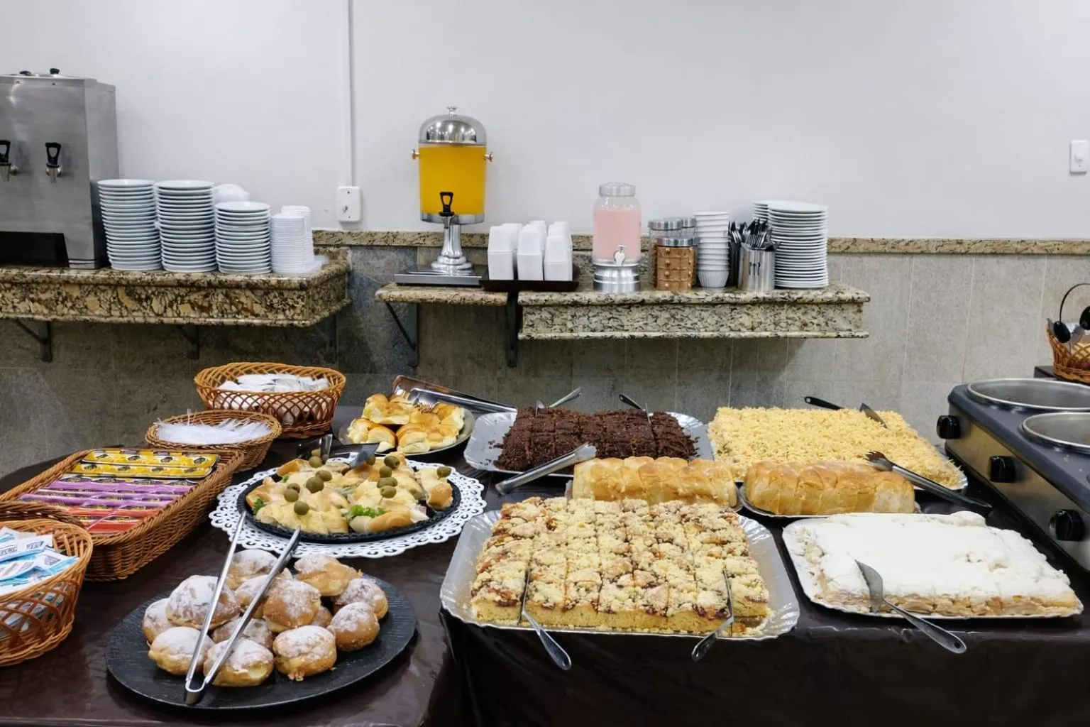 Breakfast in Basilica Palace Hotel
