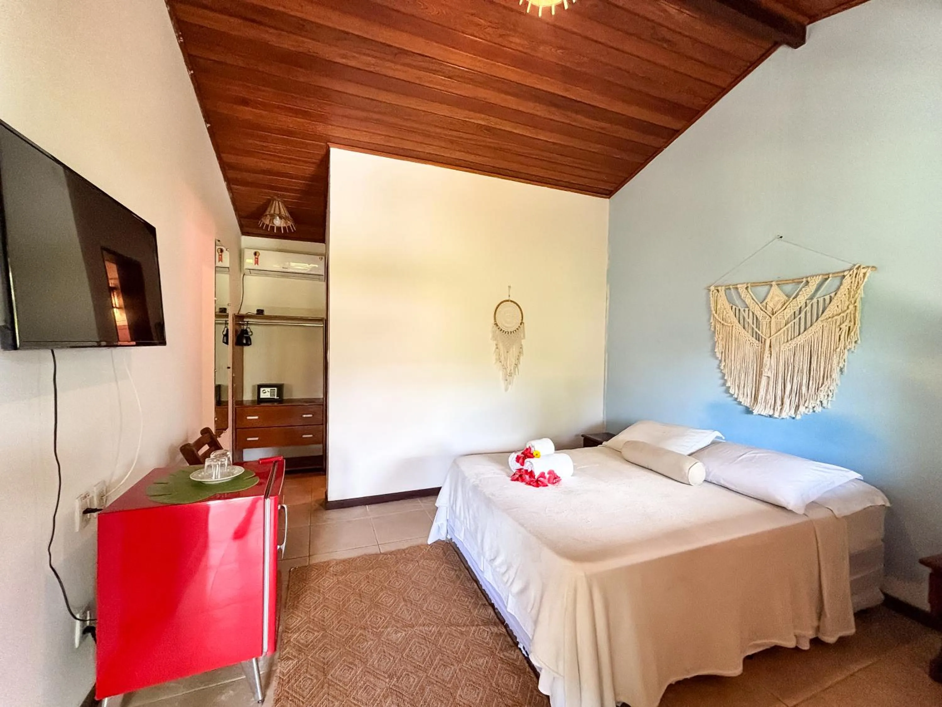 Bed in Chez Max Pousada