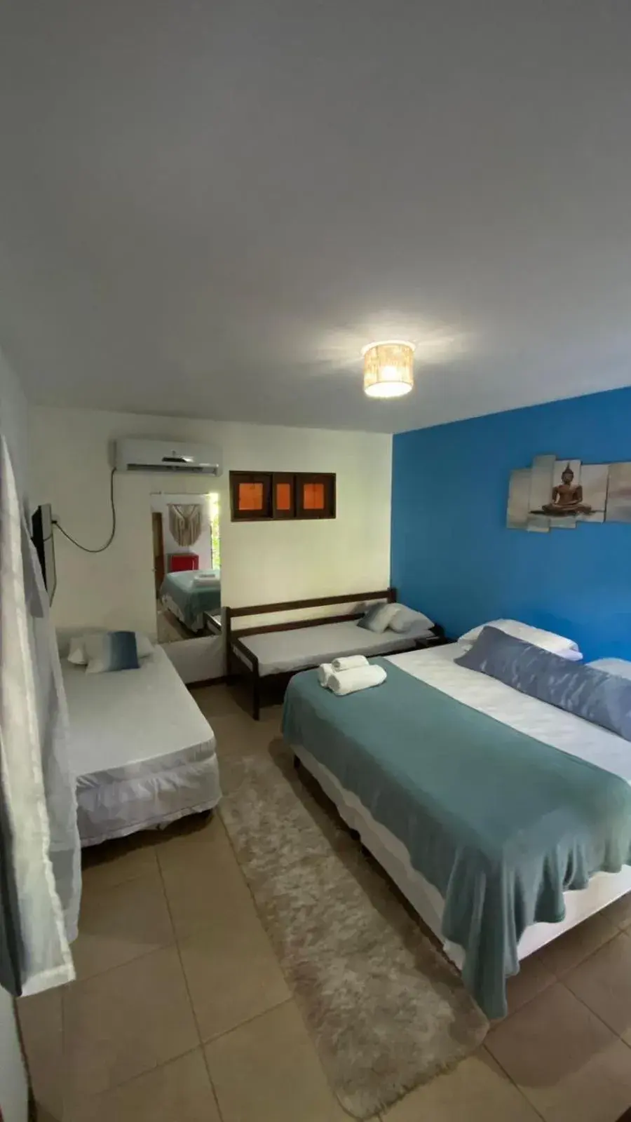 Quadruple Room with Balcony in Chez Max Pousada Quadruple Room with Balcony in Chez Max Pousada