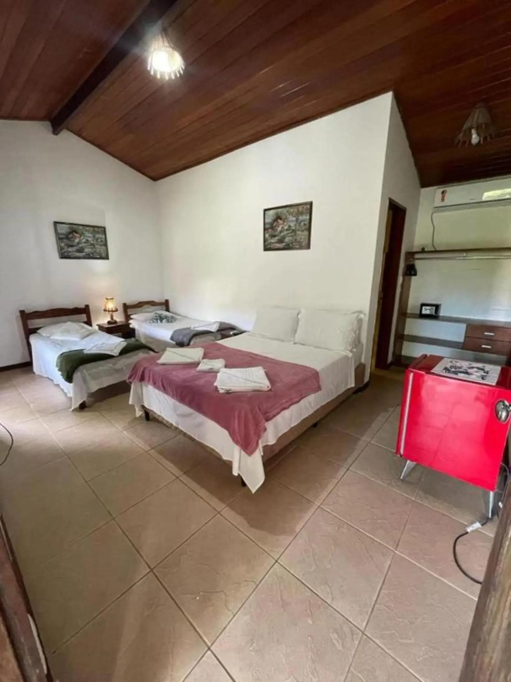 Superior Quadruple Room in Chez Max Pousada Superior Quadruple Room in Chez Max Pousada