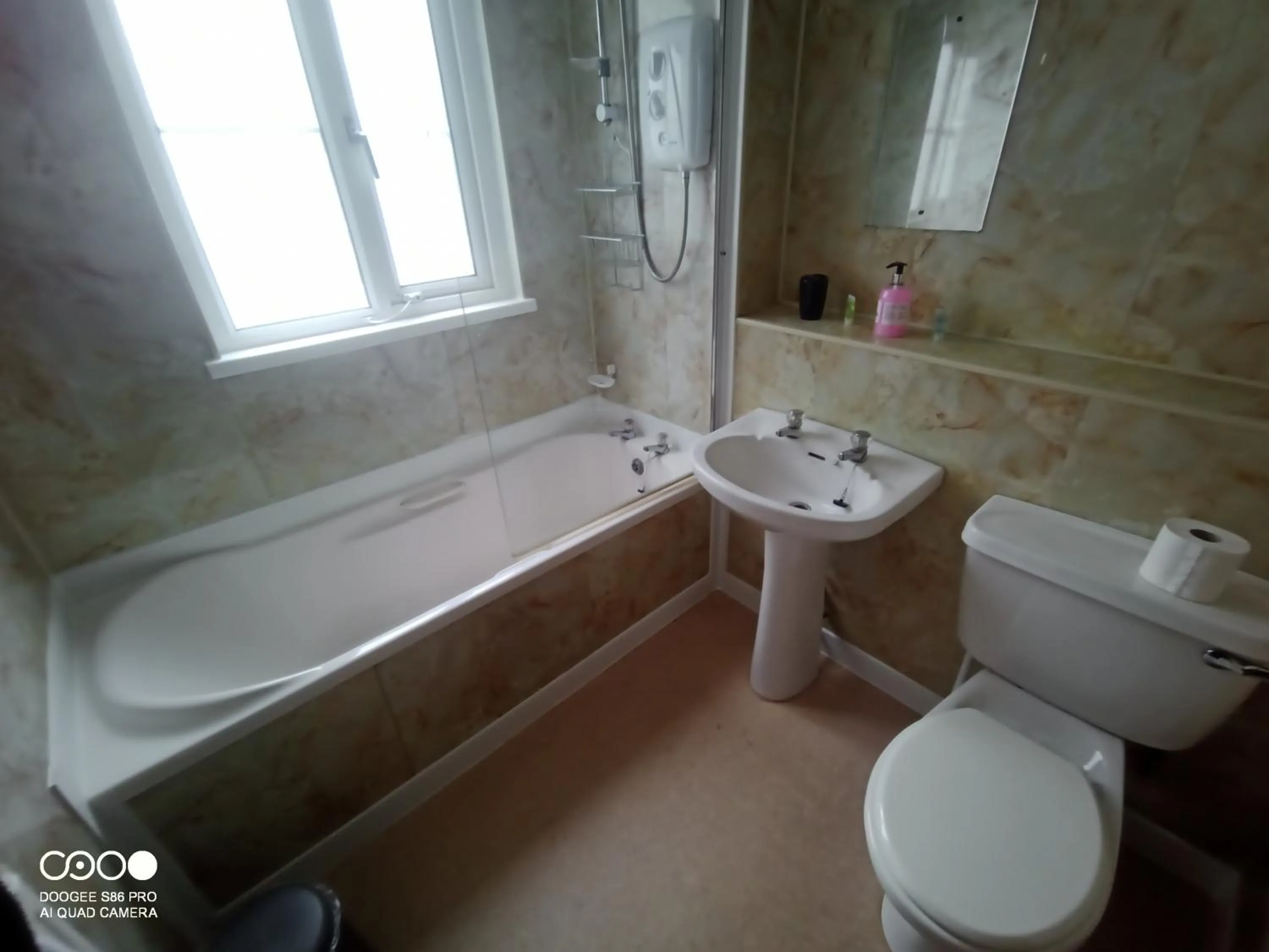 Bathroom in The Maycliffe Hotel