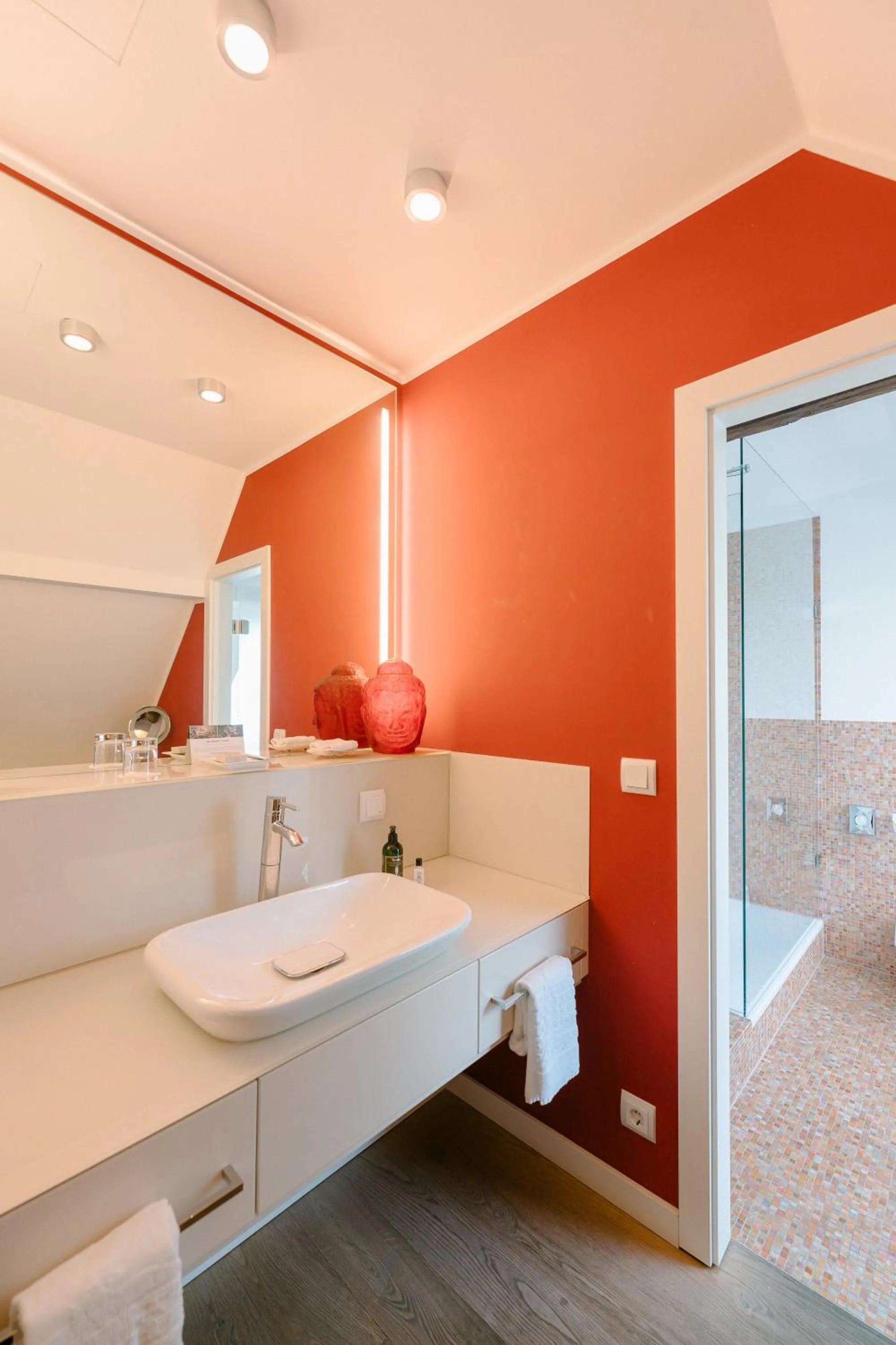 Bathroom in Schlosshotel Hugenpoet