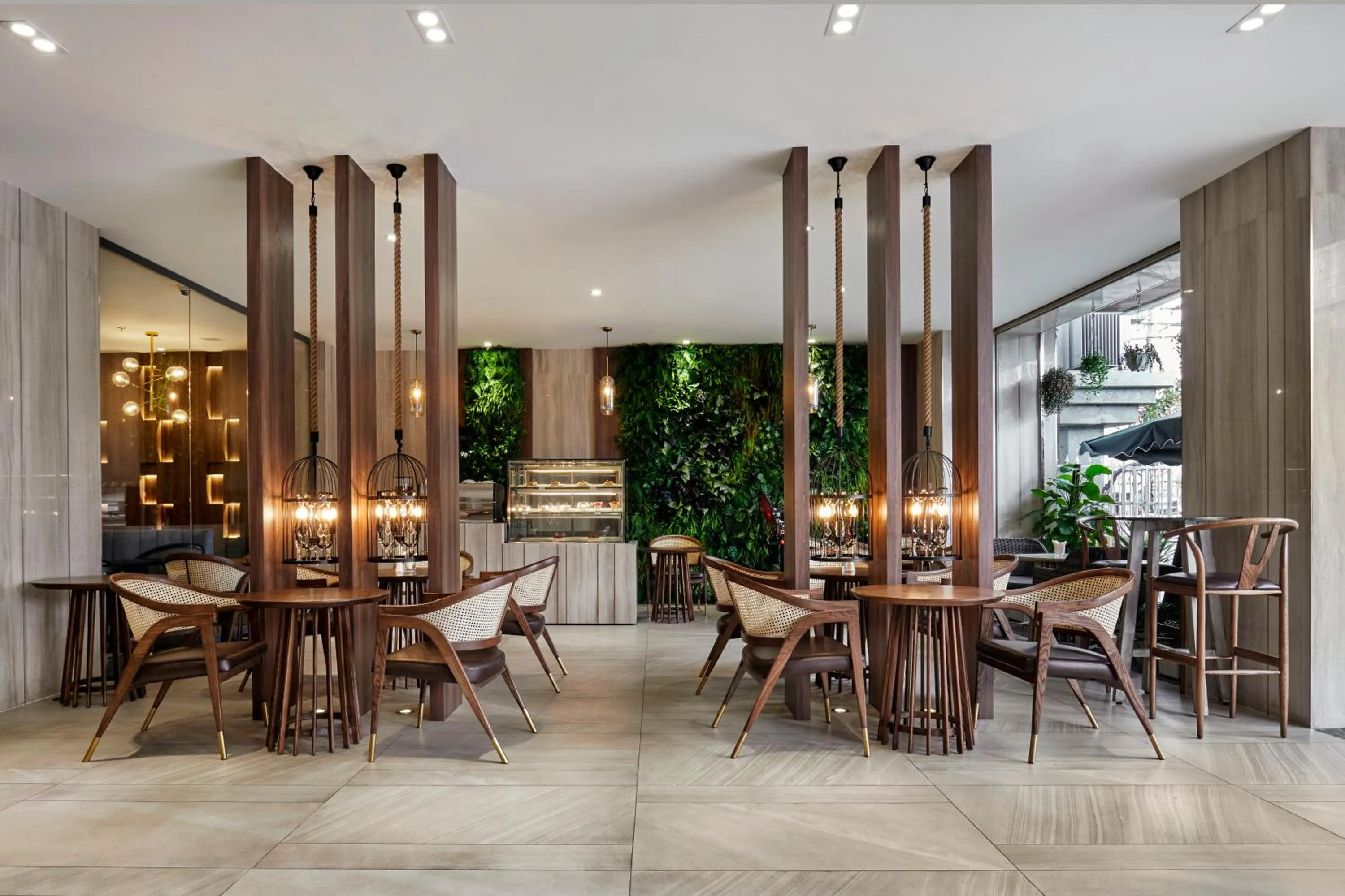 Restaurant/places to eat in CHAU KHUONG HOTEL