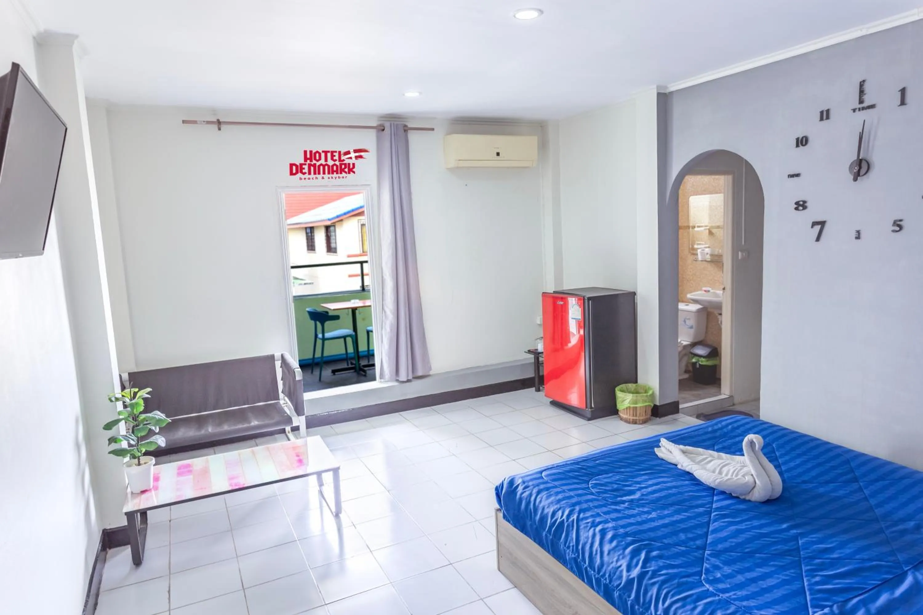 Bed in Happy Jomtien - Beachfront