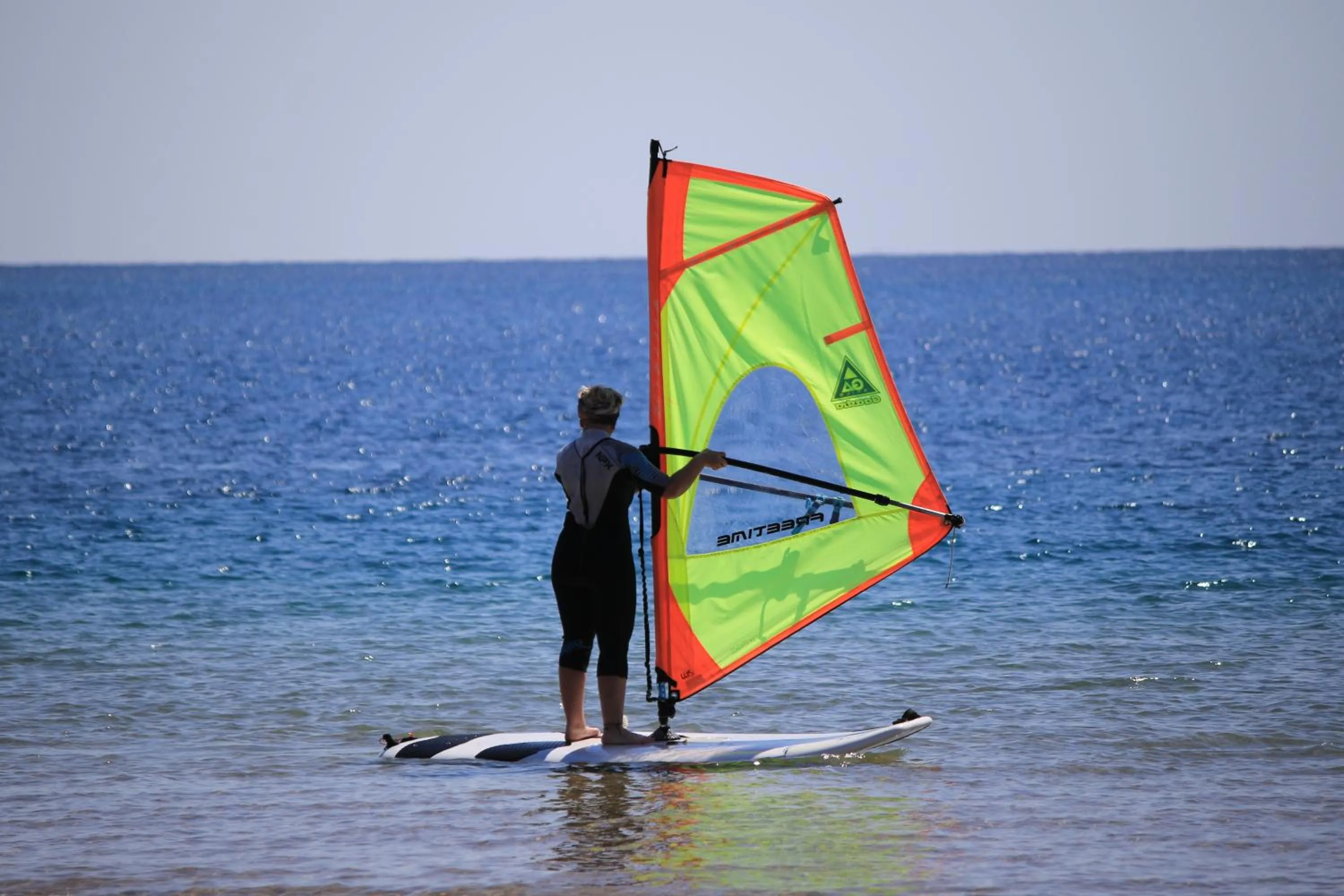 Windsurfing in Panda resort