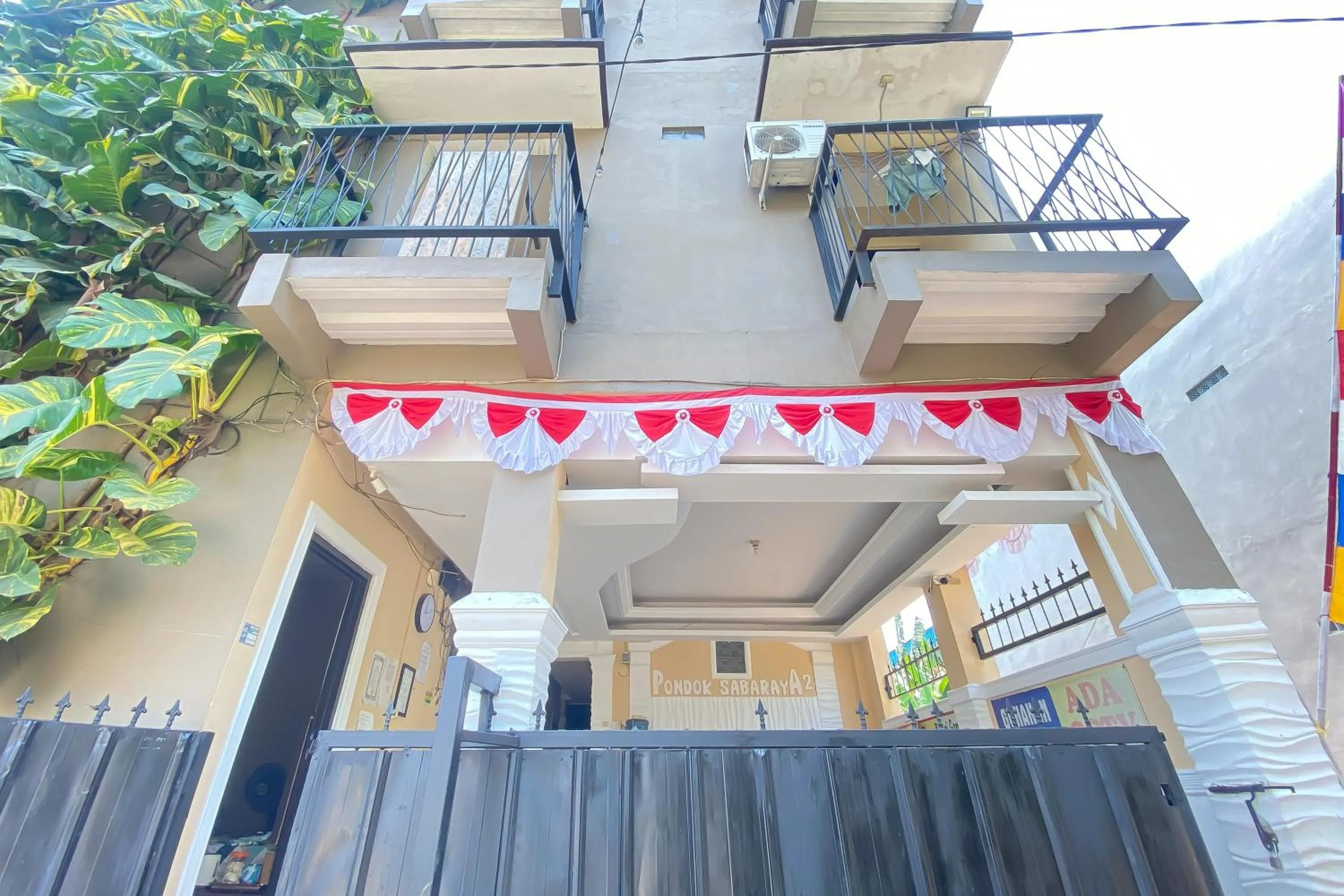 Property building in OYO Capital O 90081 Pondok Sabaraya 2 Syariah