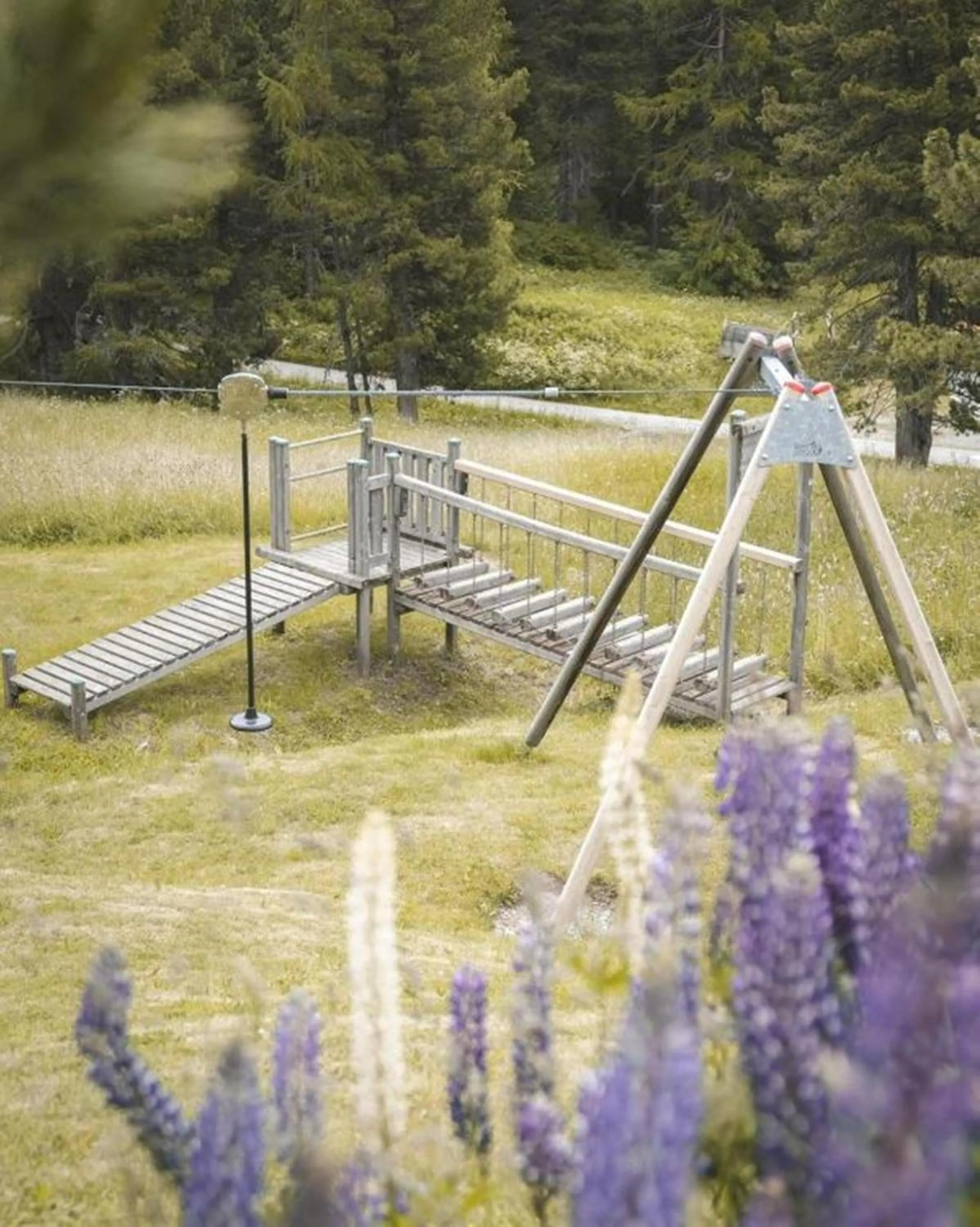 Children play ground in Hotel Chesa Spuondas