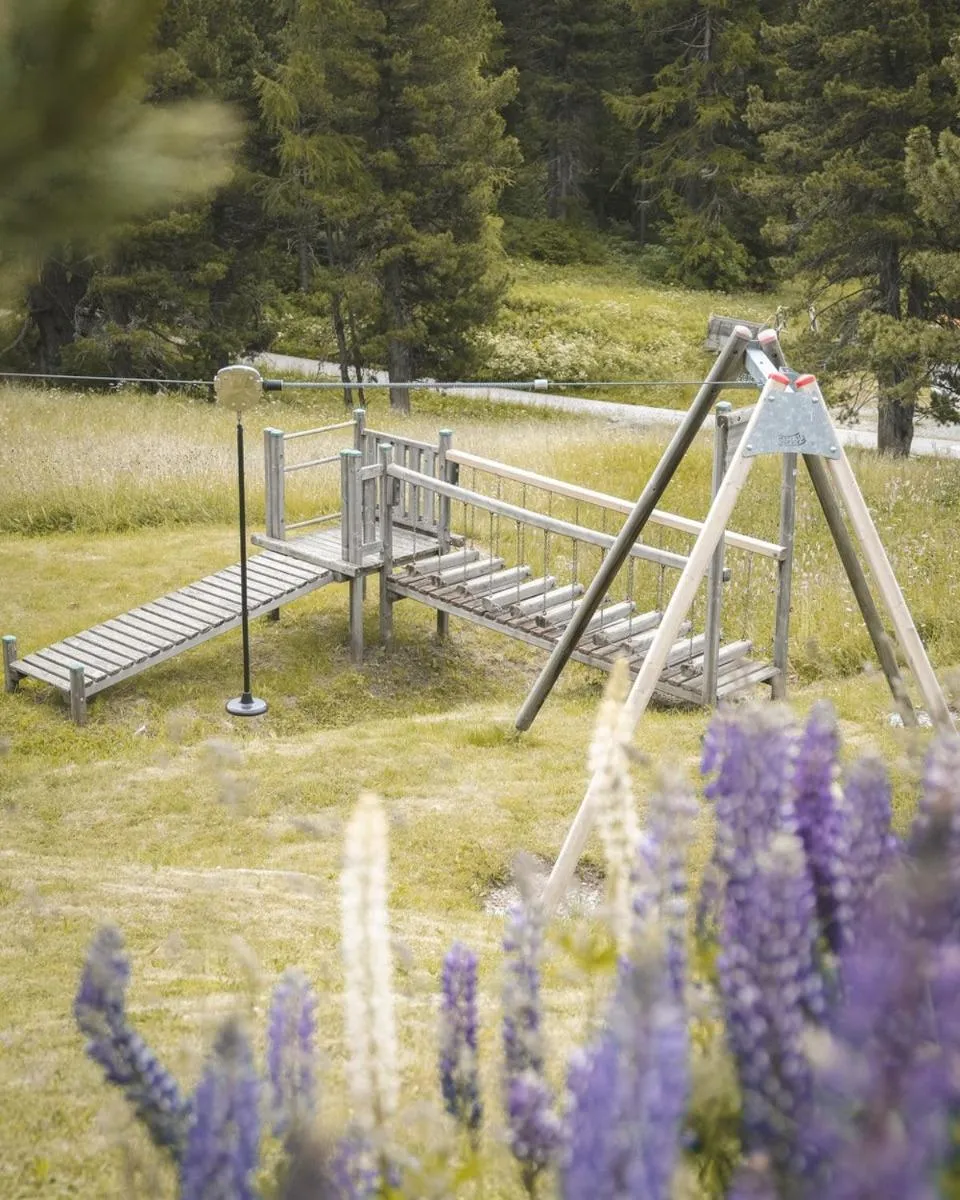 Children play ground in Hotel Chesa Spuondas