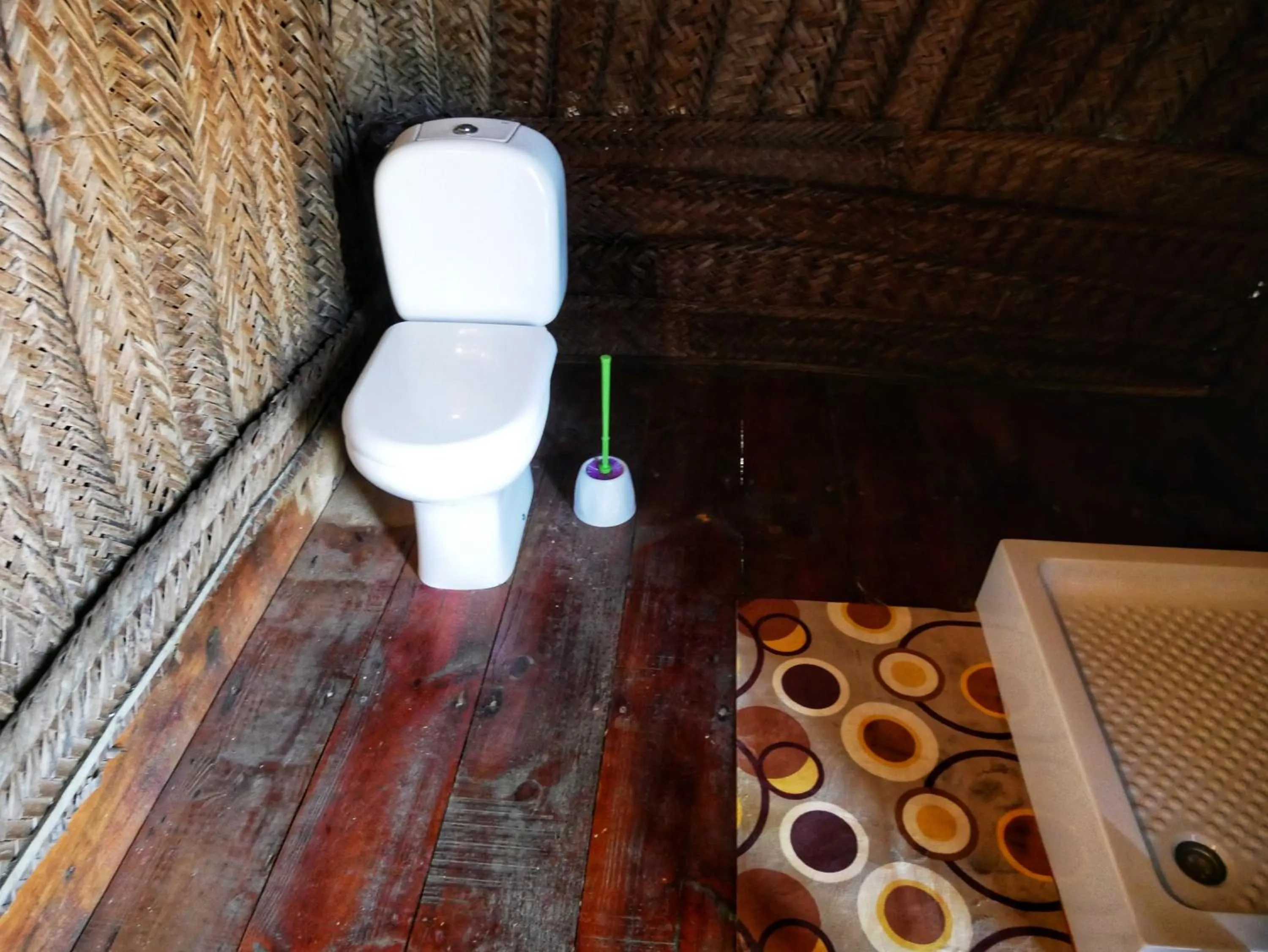 Bathroom in COCO REEF ECOLODGE