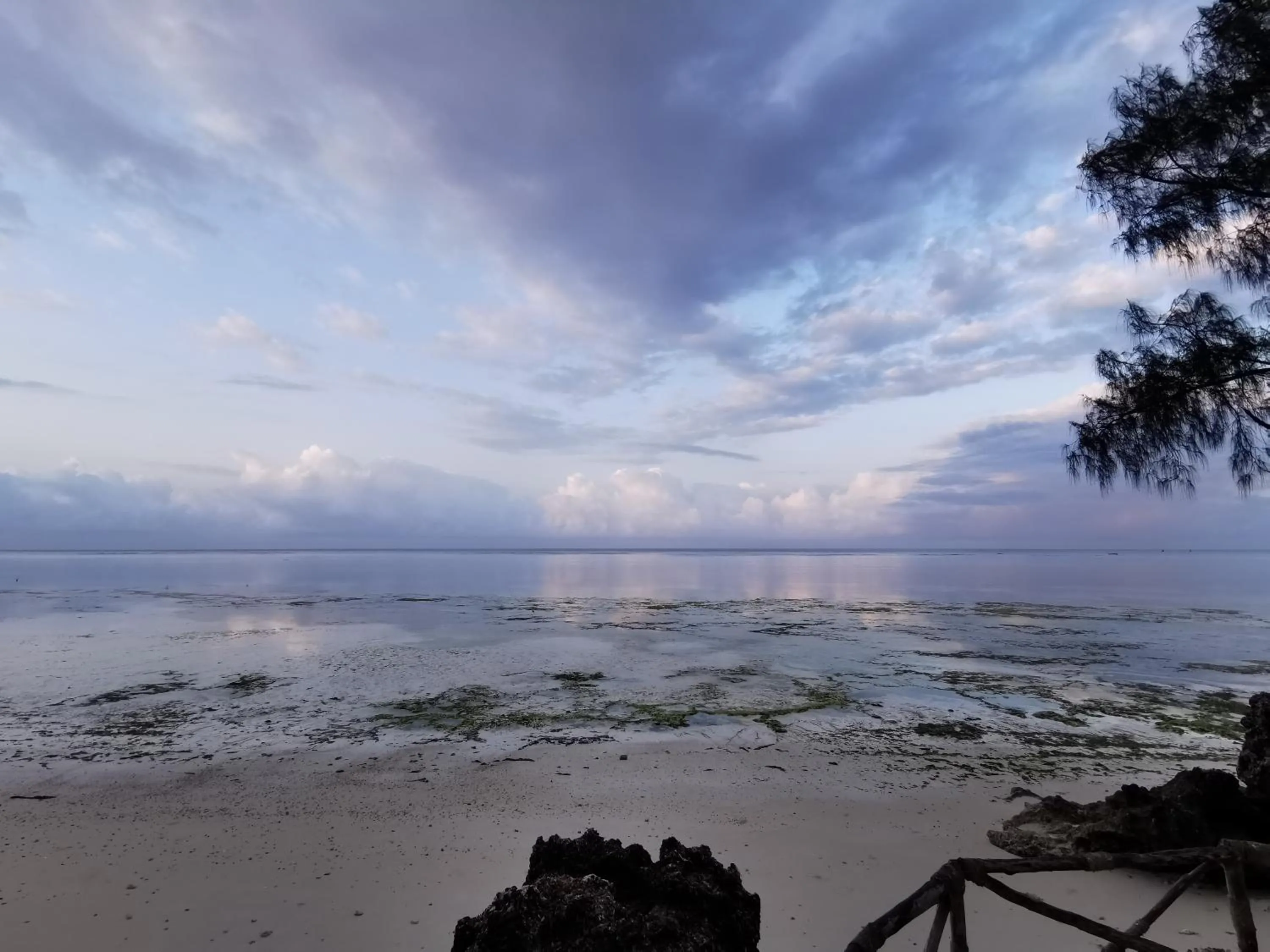 COCO REEF ECOLODGE