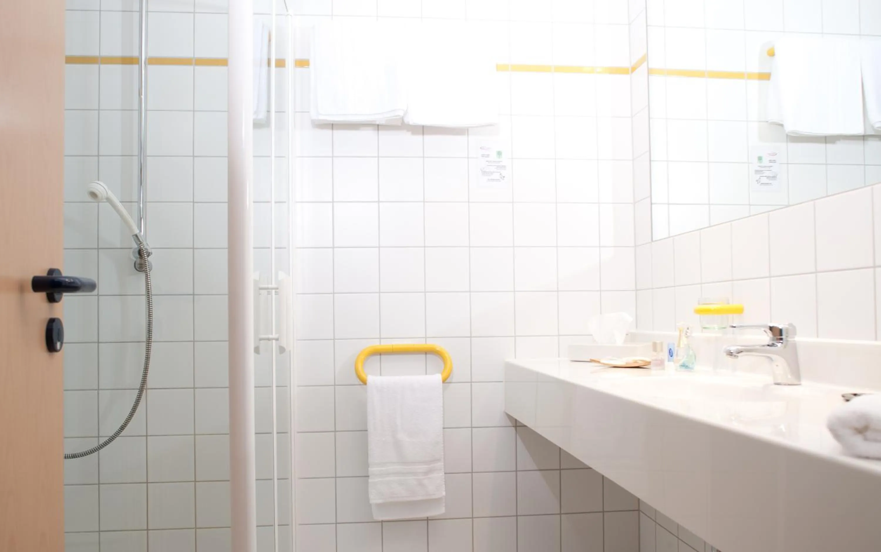 Bathroom in Behringers Freizeit - und Tagungshotel