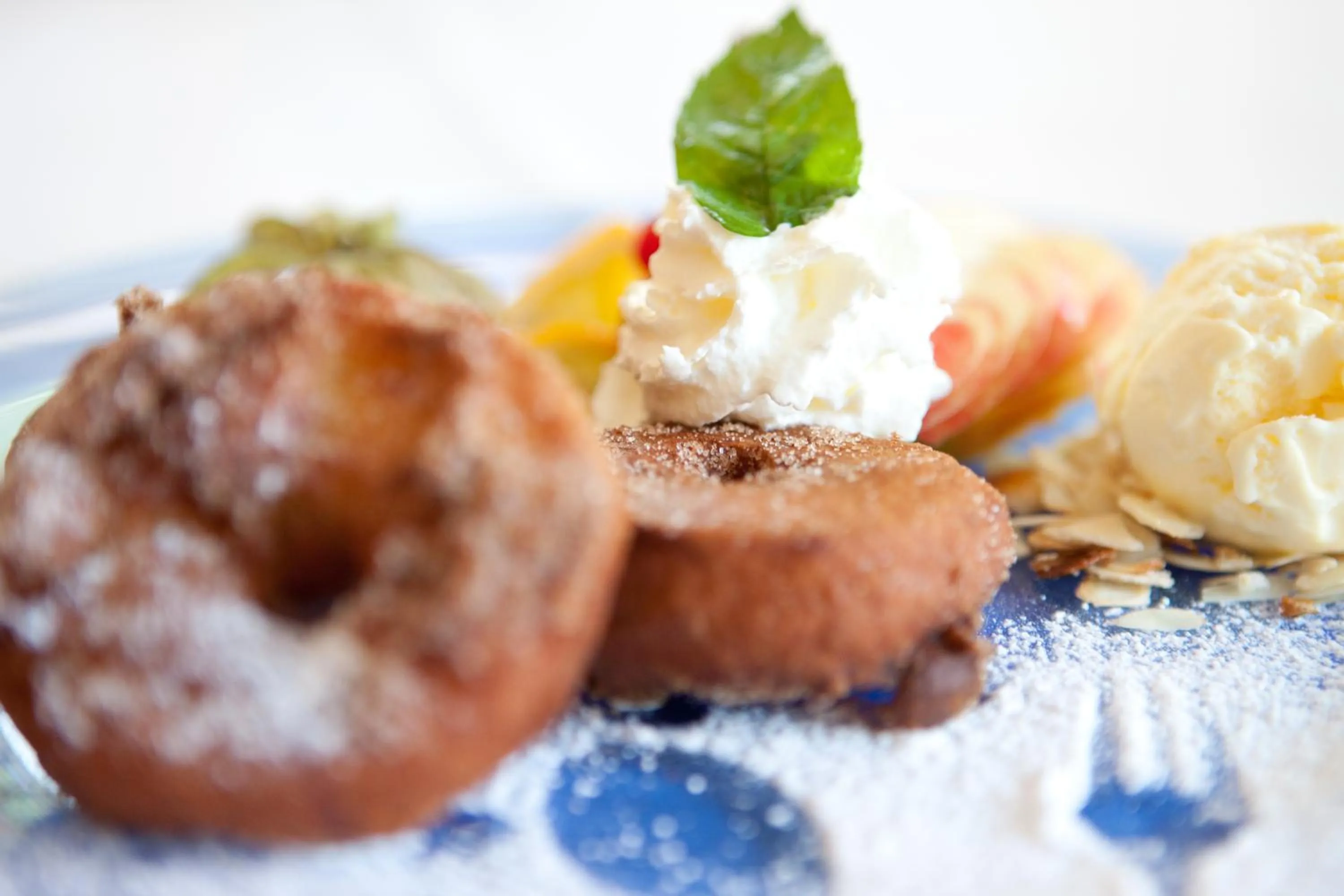 Restaurant/places to eat in Behringers Freizeit - und Tagungshotel