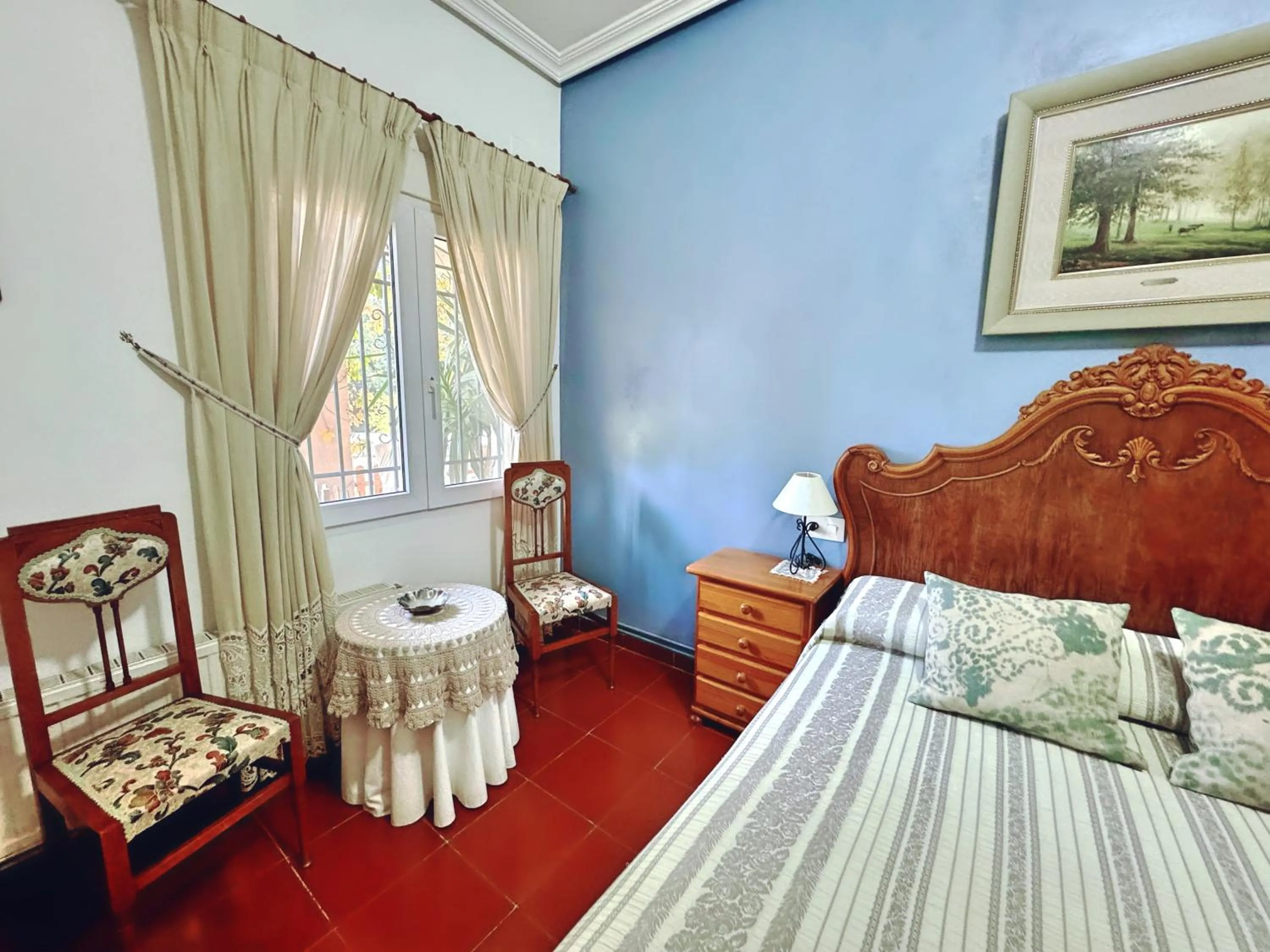 Large Double Room in Casa Rural Aire