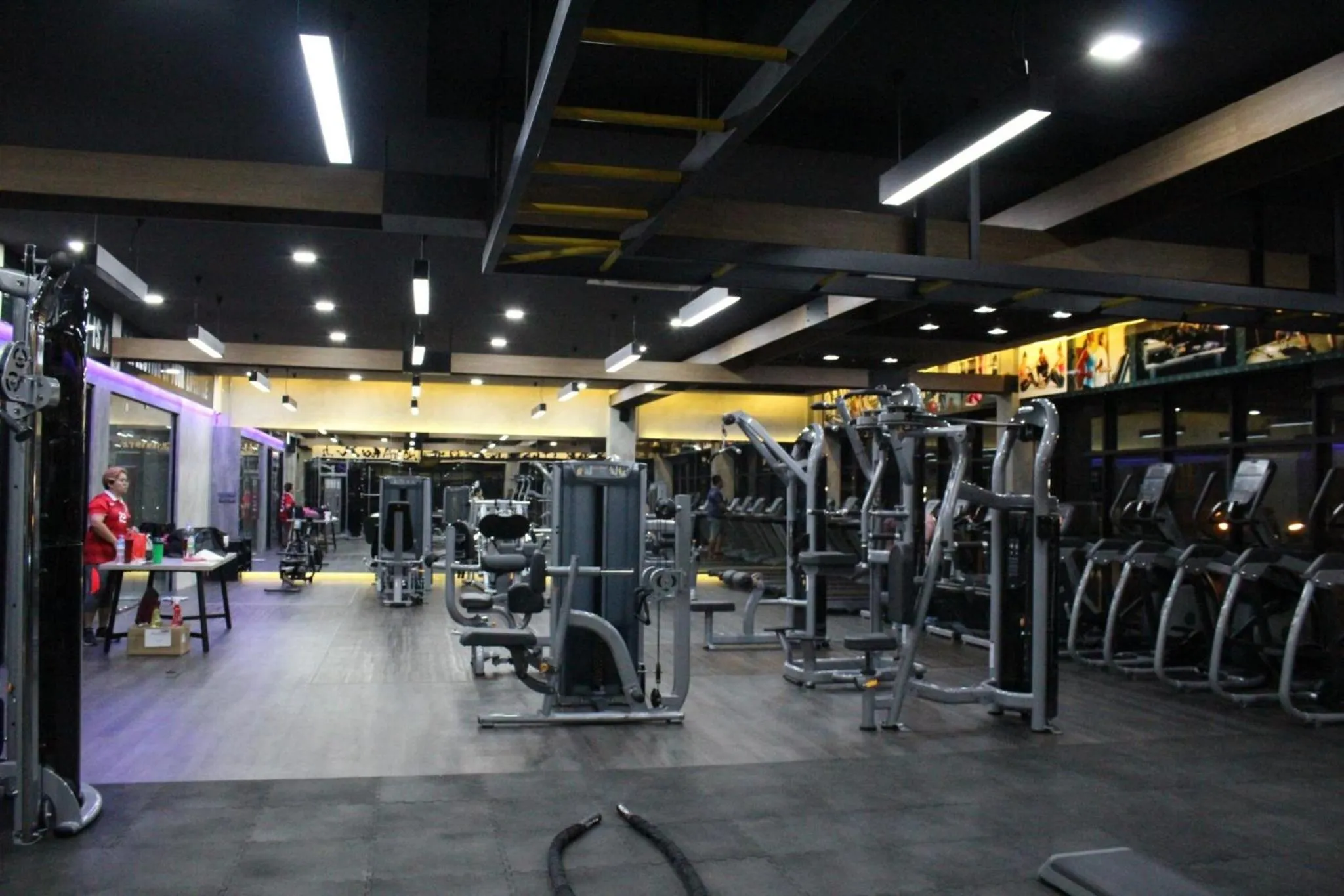 Fitness centre/facilities in Sea Paradise Hotel Sattahip