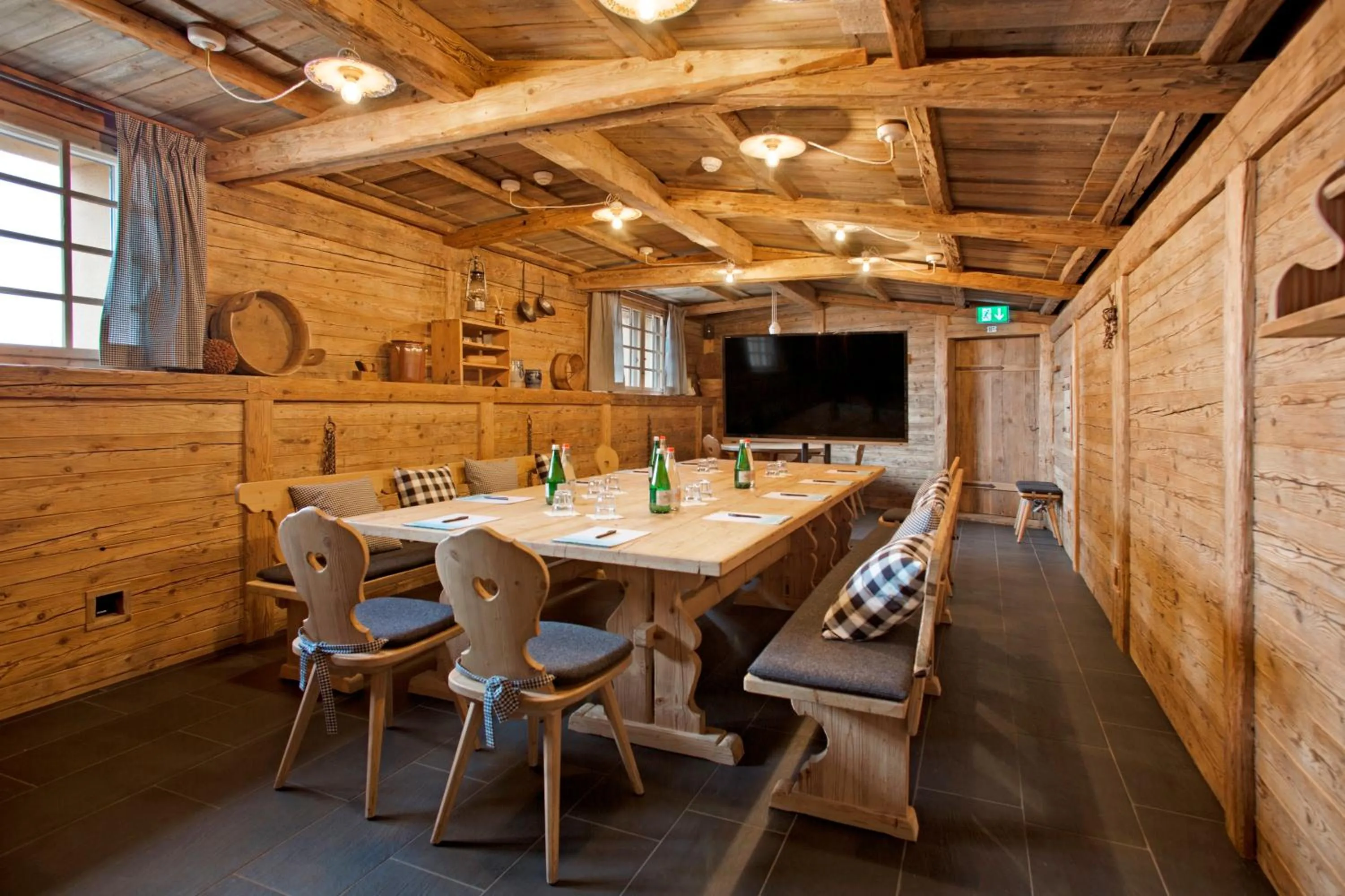 Restaurant/places to eat in Hotel UTO KULM car-free hideaway in Zurich