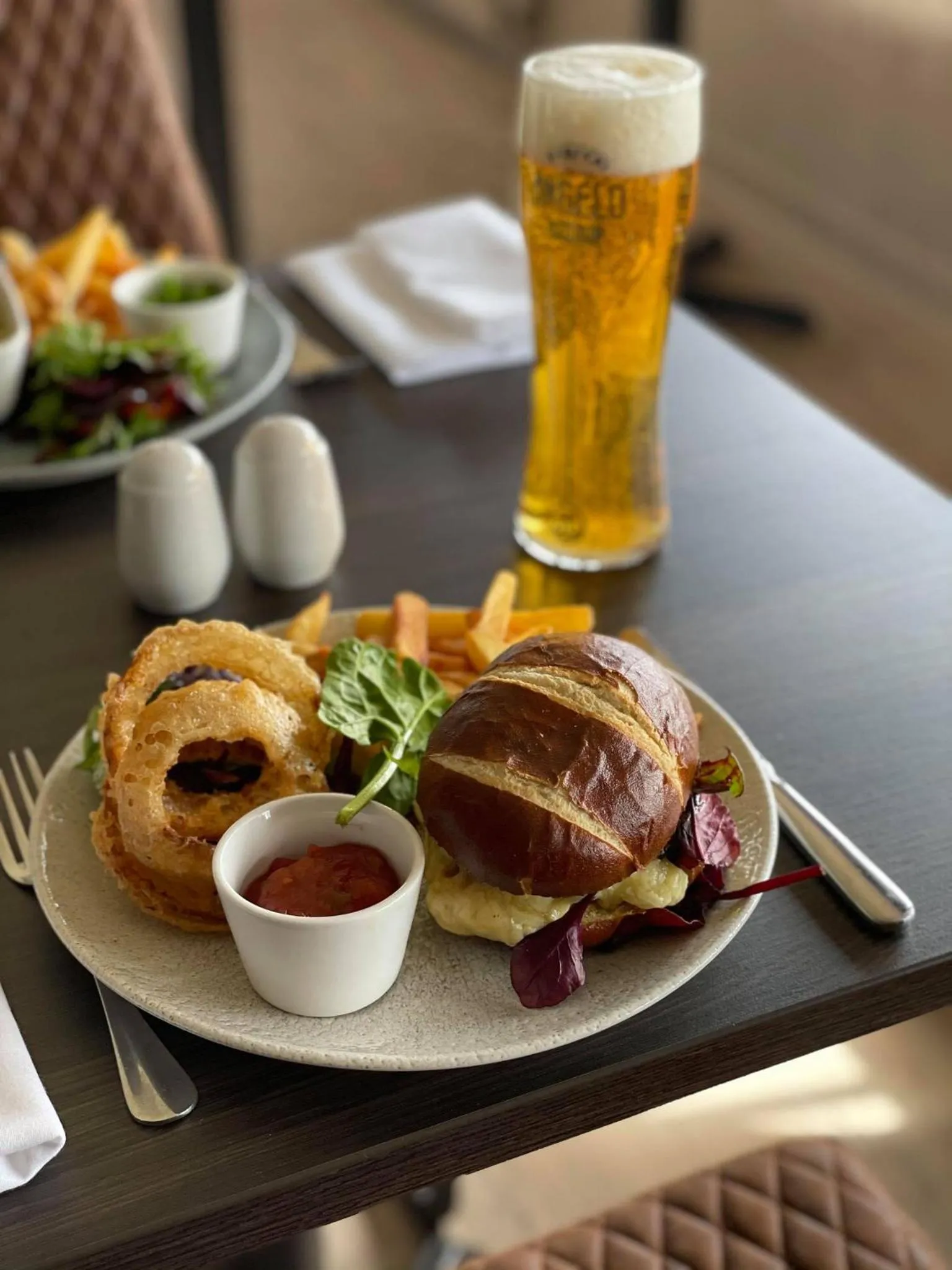 Food and drinks in The Inn At Charlestown