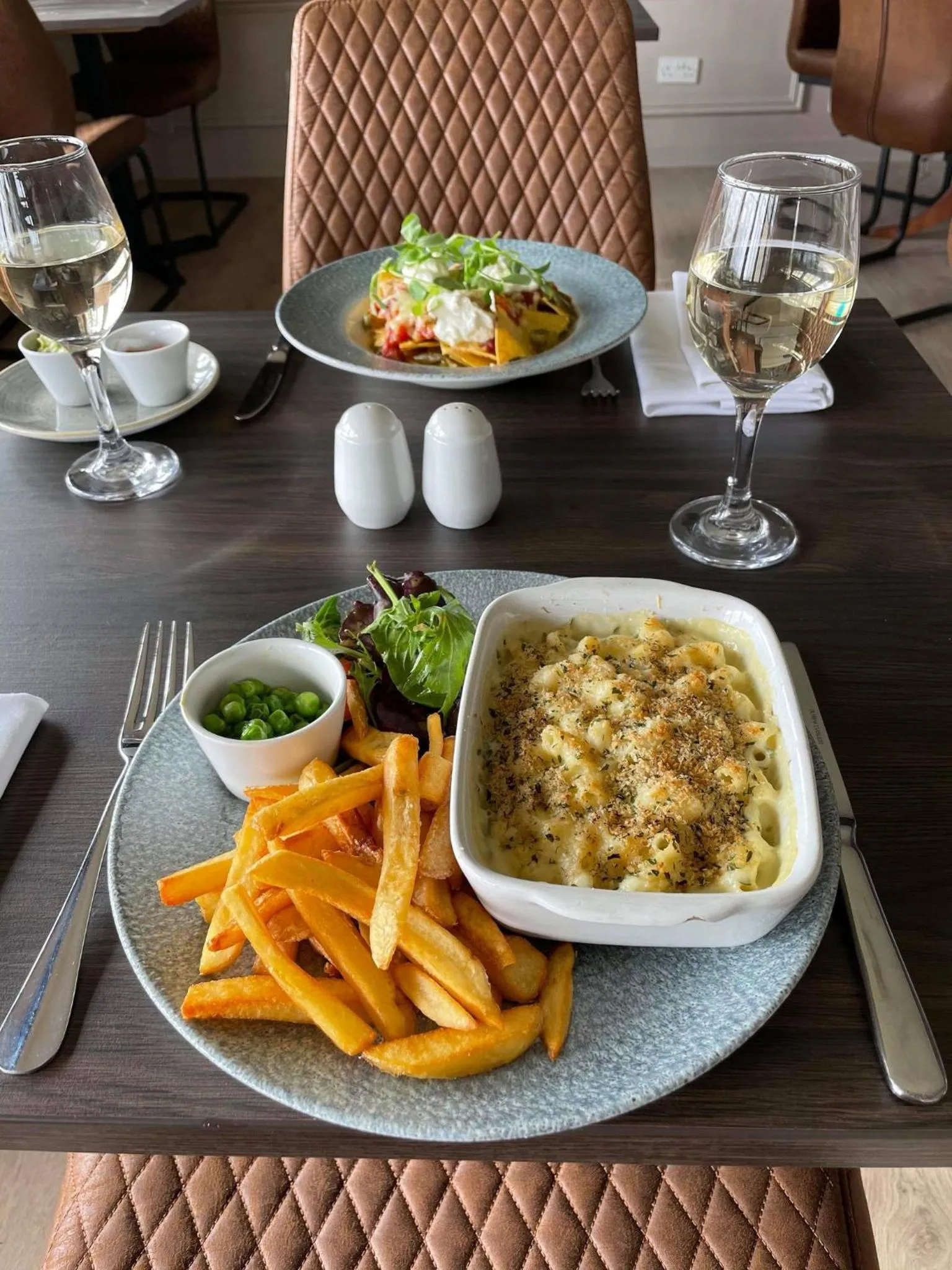 Food and drinks in The Inn At Charlestown