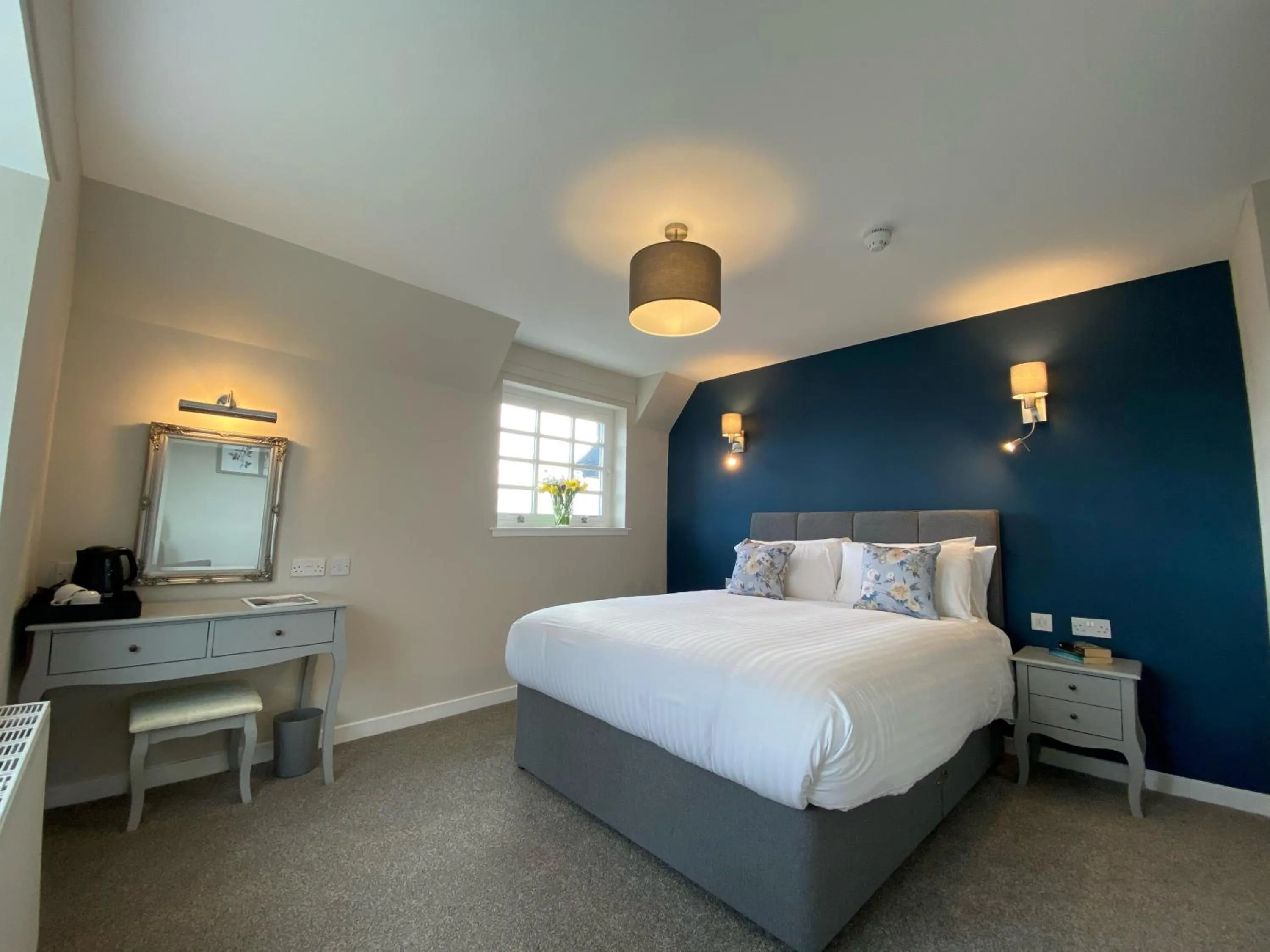 Bed in The Inn At Charlestown