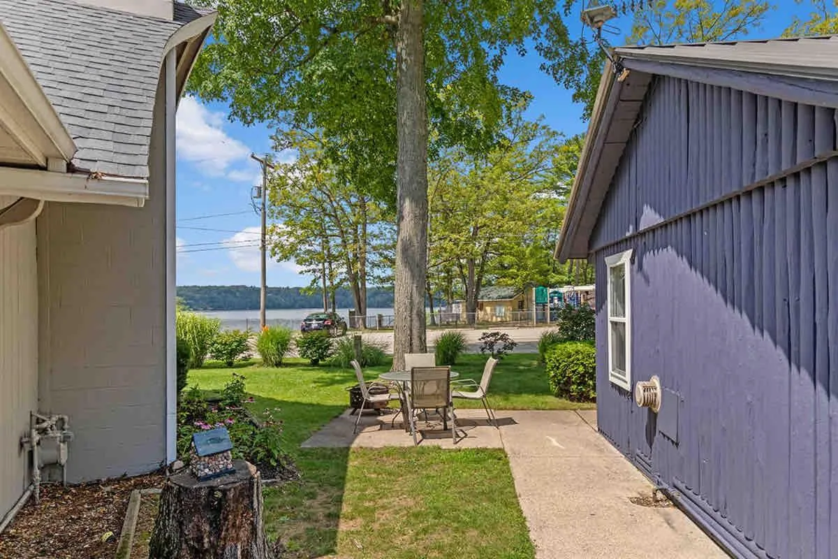 Pet-friendly Cabin with Dock, Firepit, BBQ