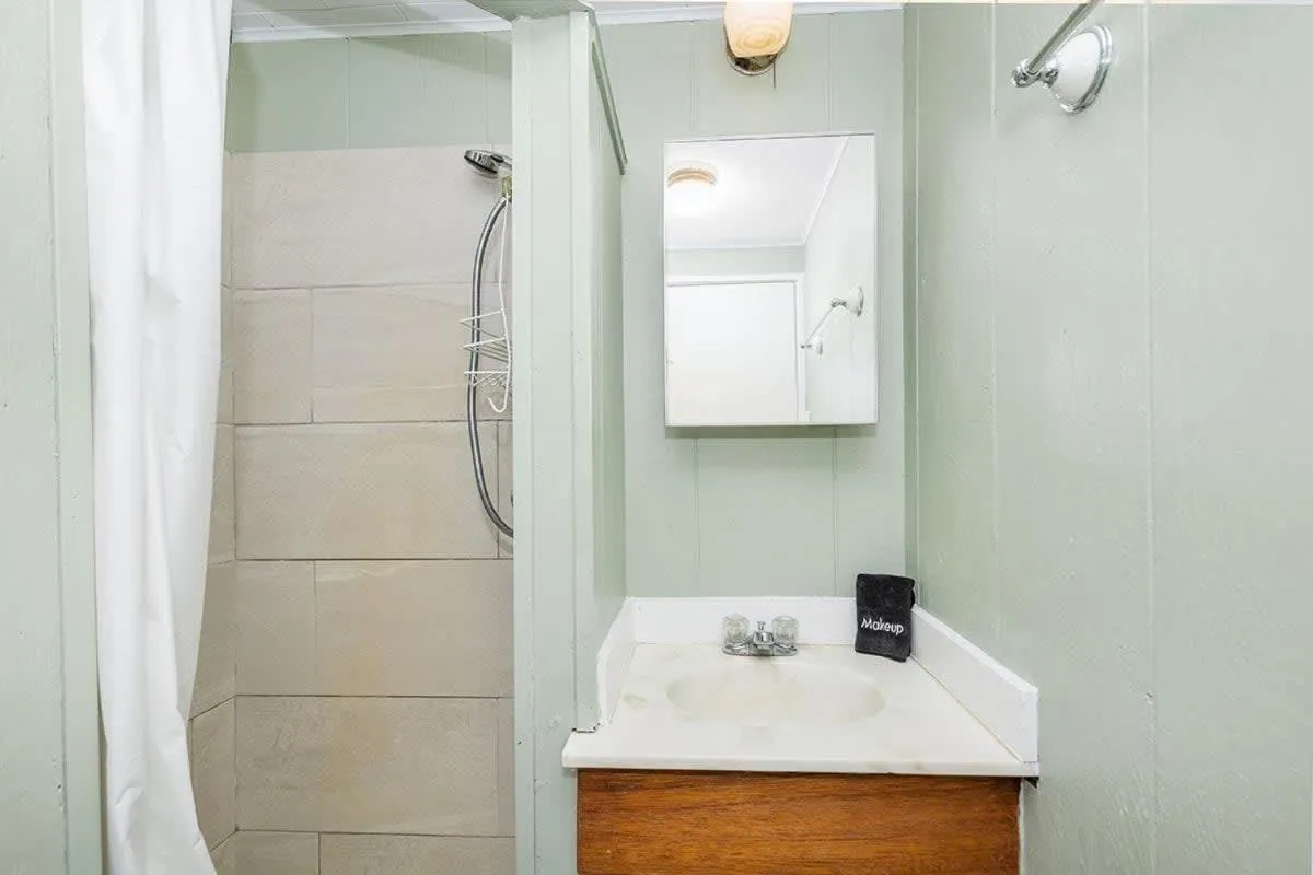 Pet-friendly Cabin with Dock, Firepit, BBQ