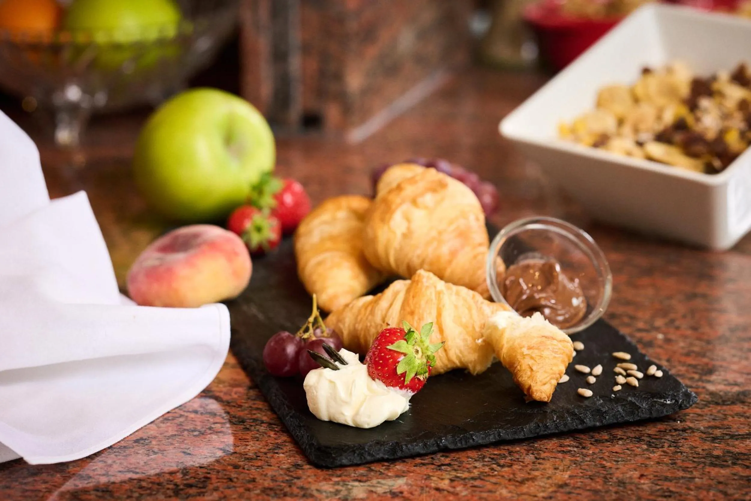 Breakfast in Hotel SCHNEIDER