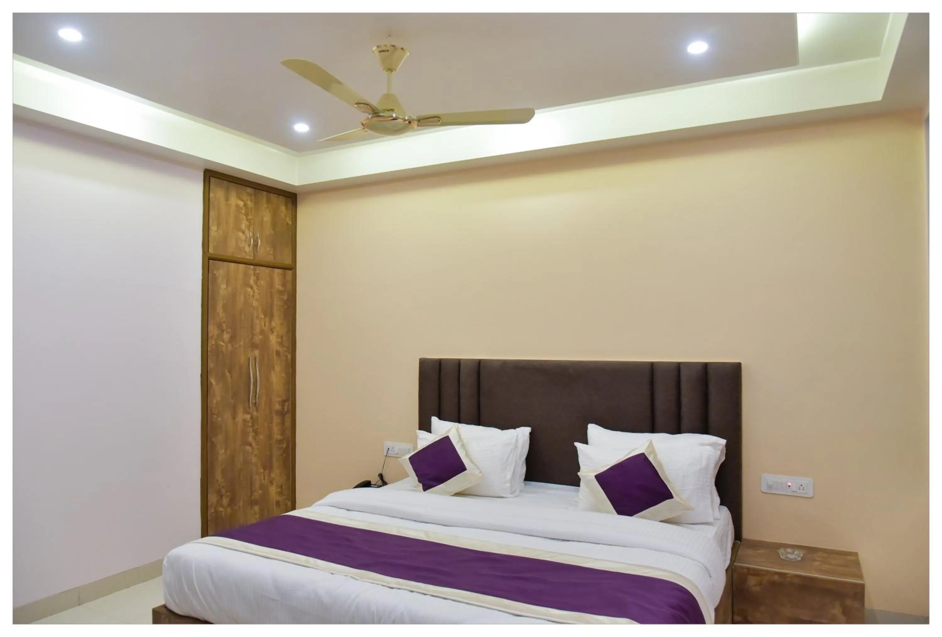 Bed in Hotel Siddharsh Heritage