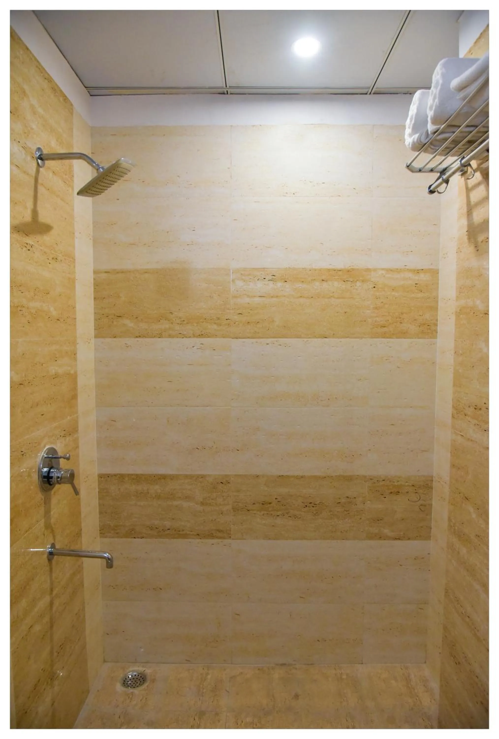 Bathroom in Hotel Siddharsh Heritage