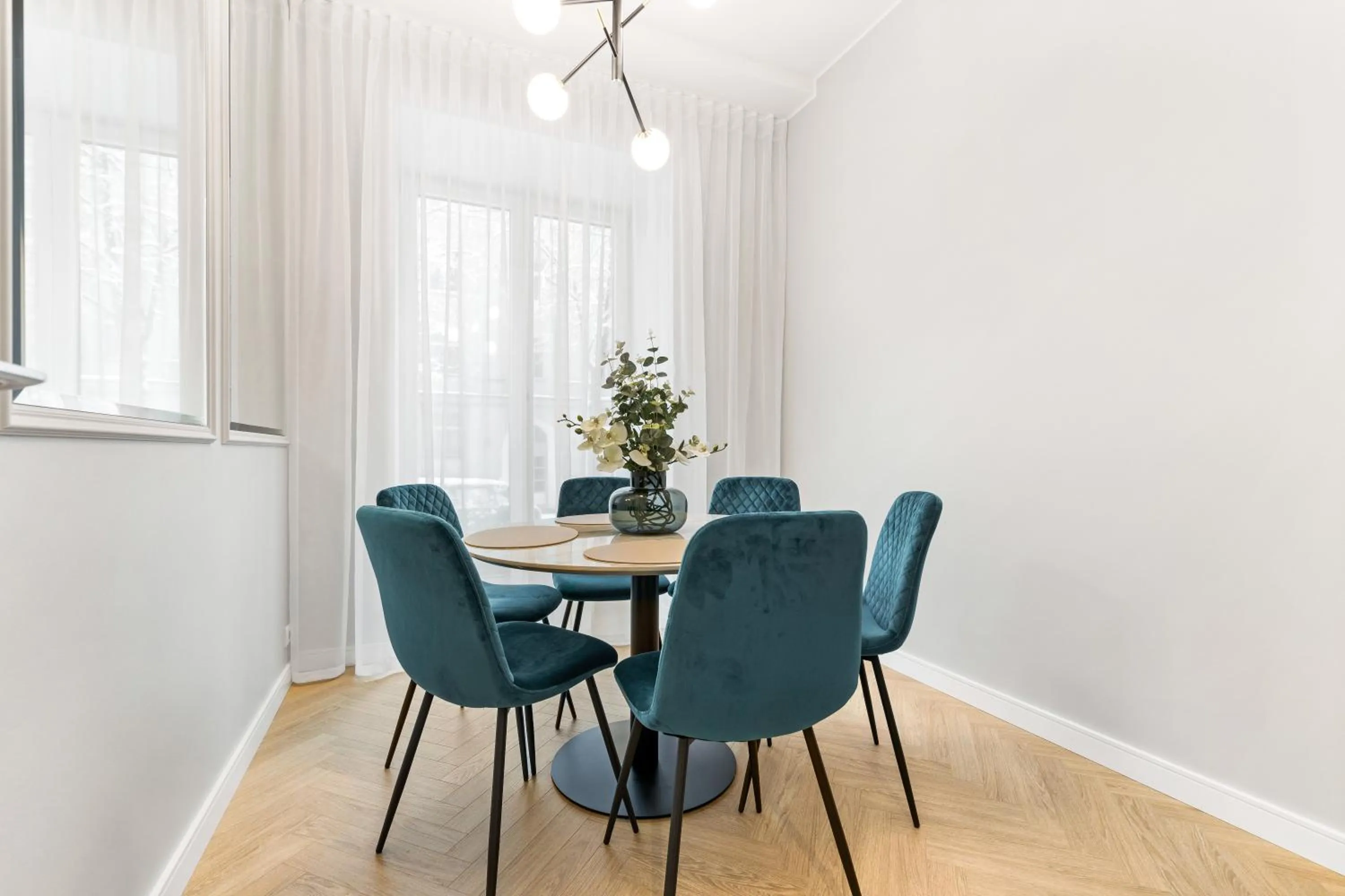 Dining area in Bob W Tallinn City Centre - Ambassador