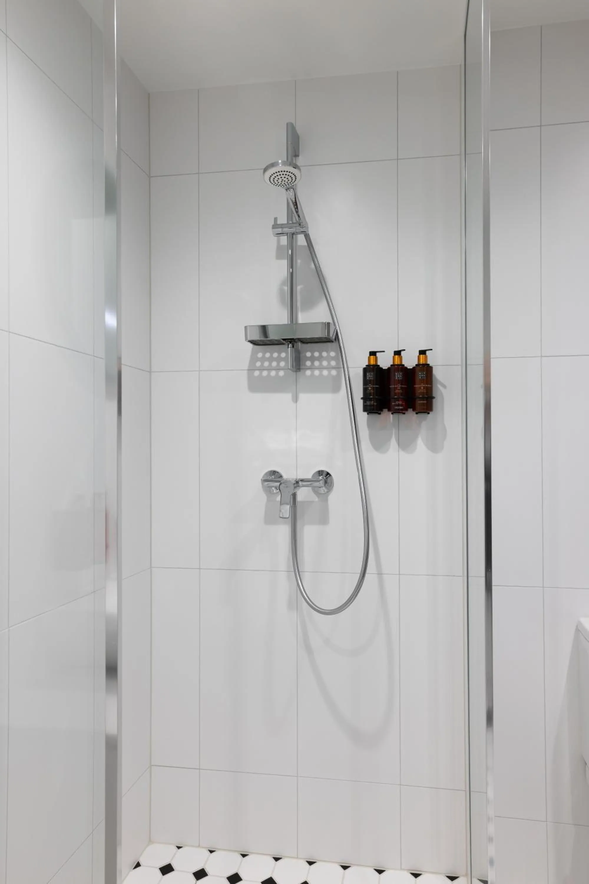 Bathroom in Bob W Tallinn City Centre - Ambassador