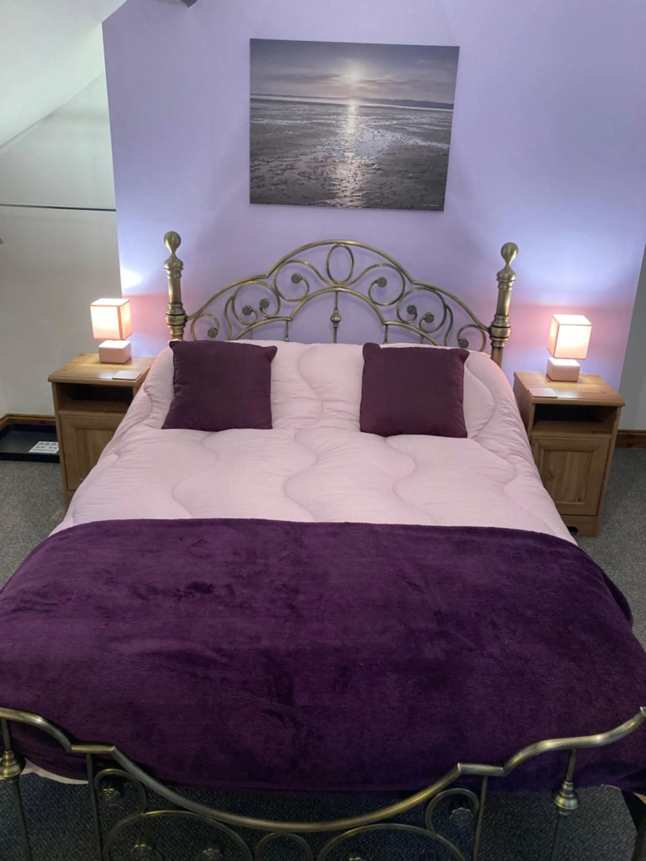 Bed in Ellies Guest House