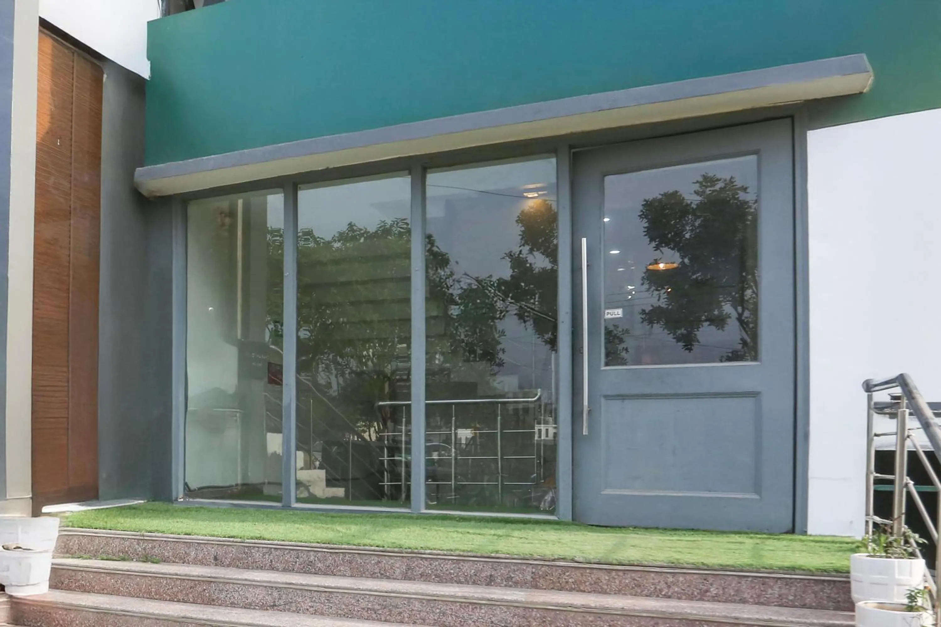 Facade/entrance in Super Townhouse Sector 64 Near WorldMark Gurugram Formerly Vero