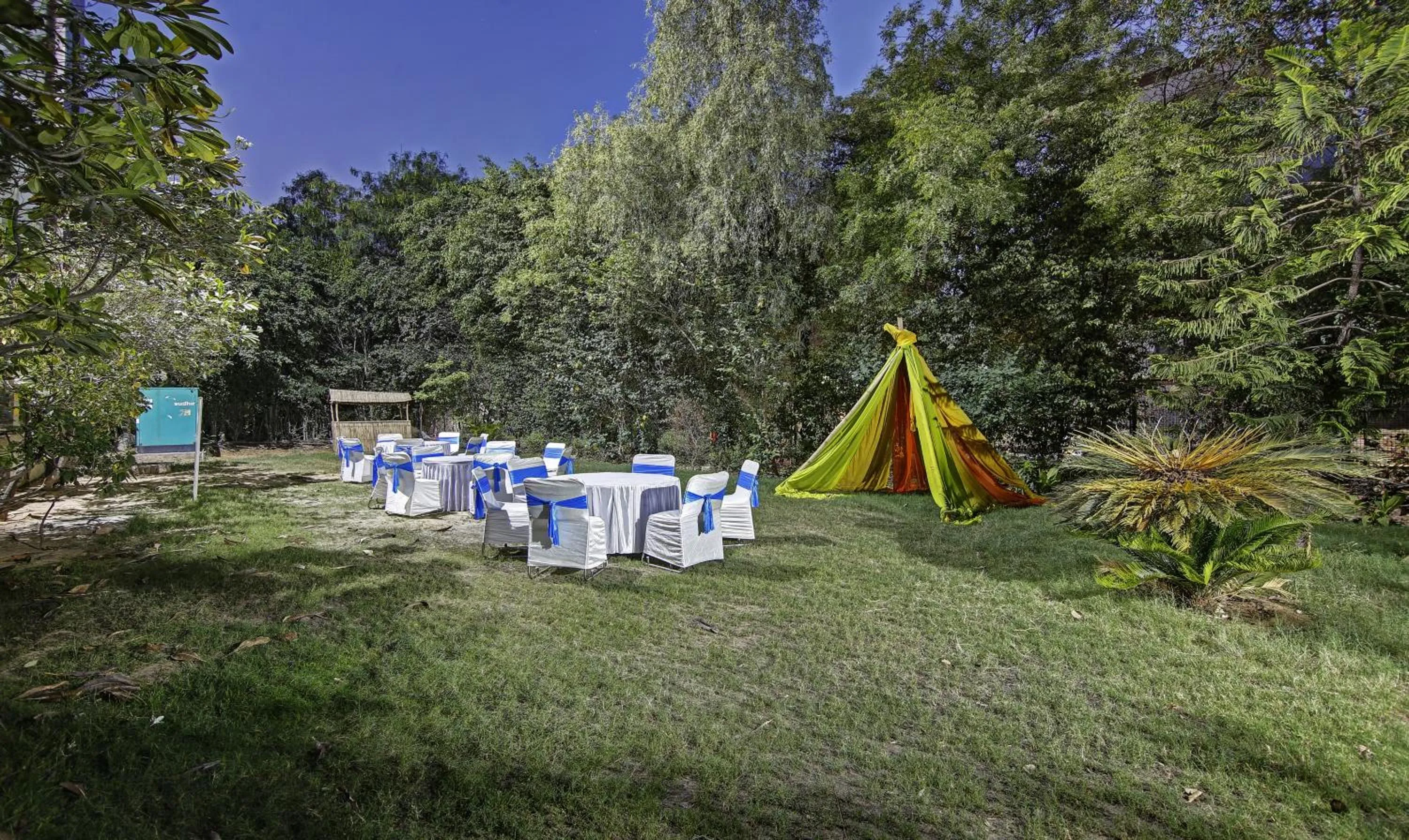 Garden in Blue Moon Residency Hotel & Restaurant