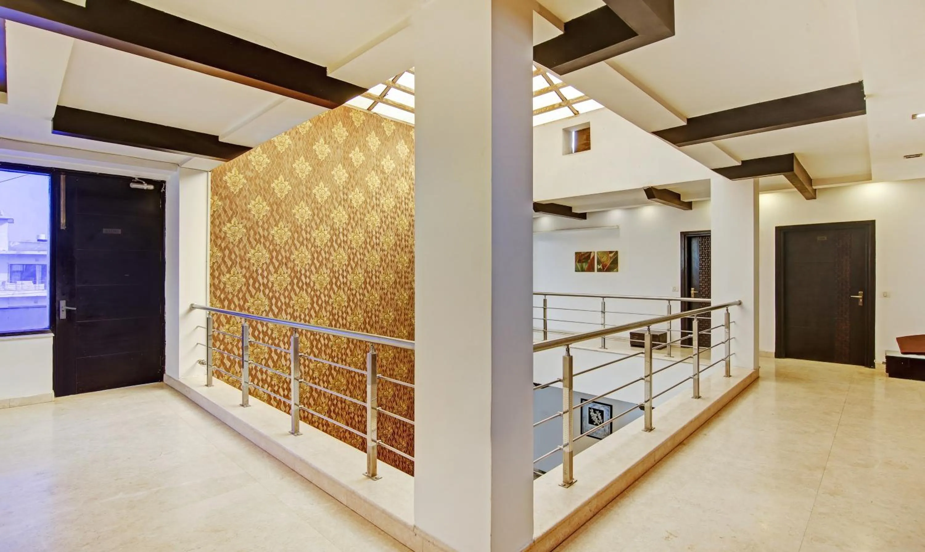 Property building in Blue Moon Residency Hotel & Restaurant