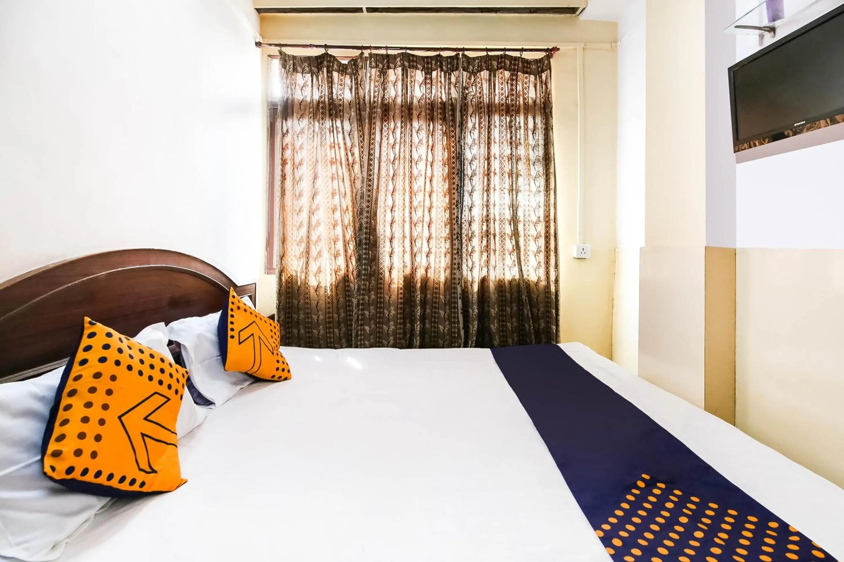 Bedroom, Bed in SPOT ON Standard