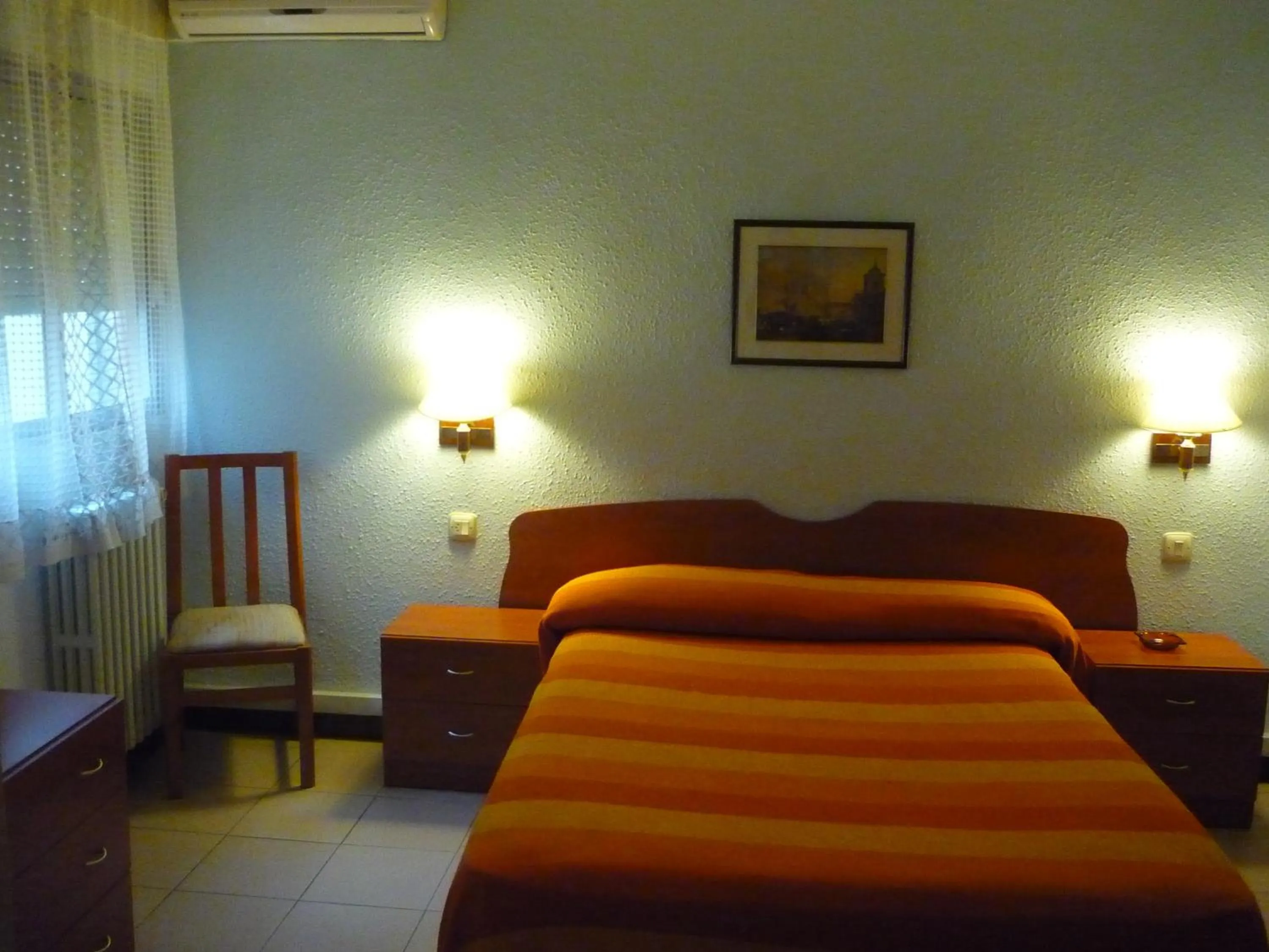 Photo of the whole room in Hostal El Centro