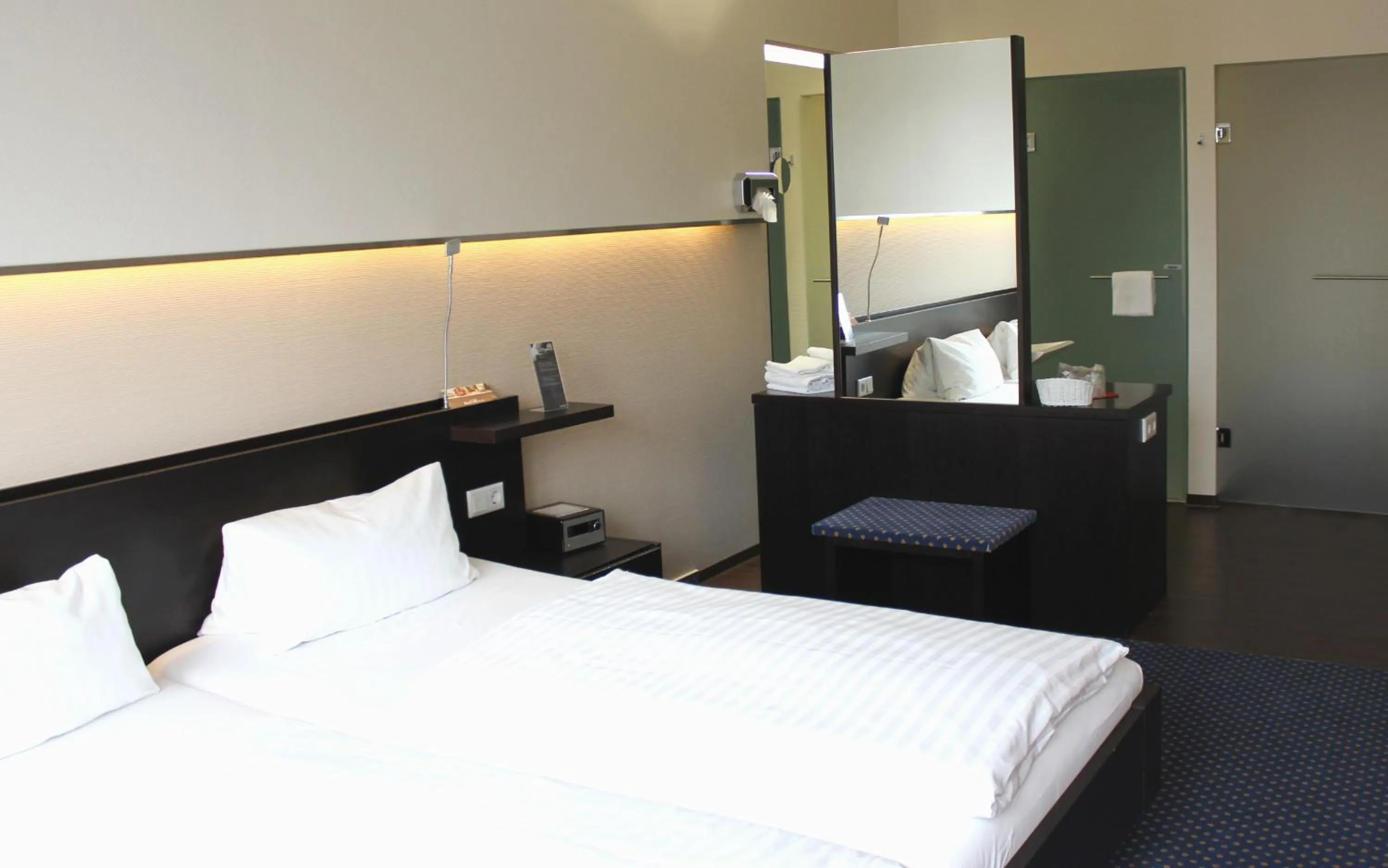 Bed in Hotel Victoria