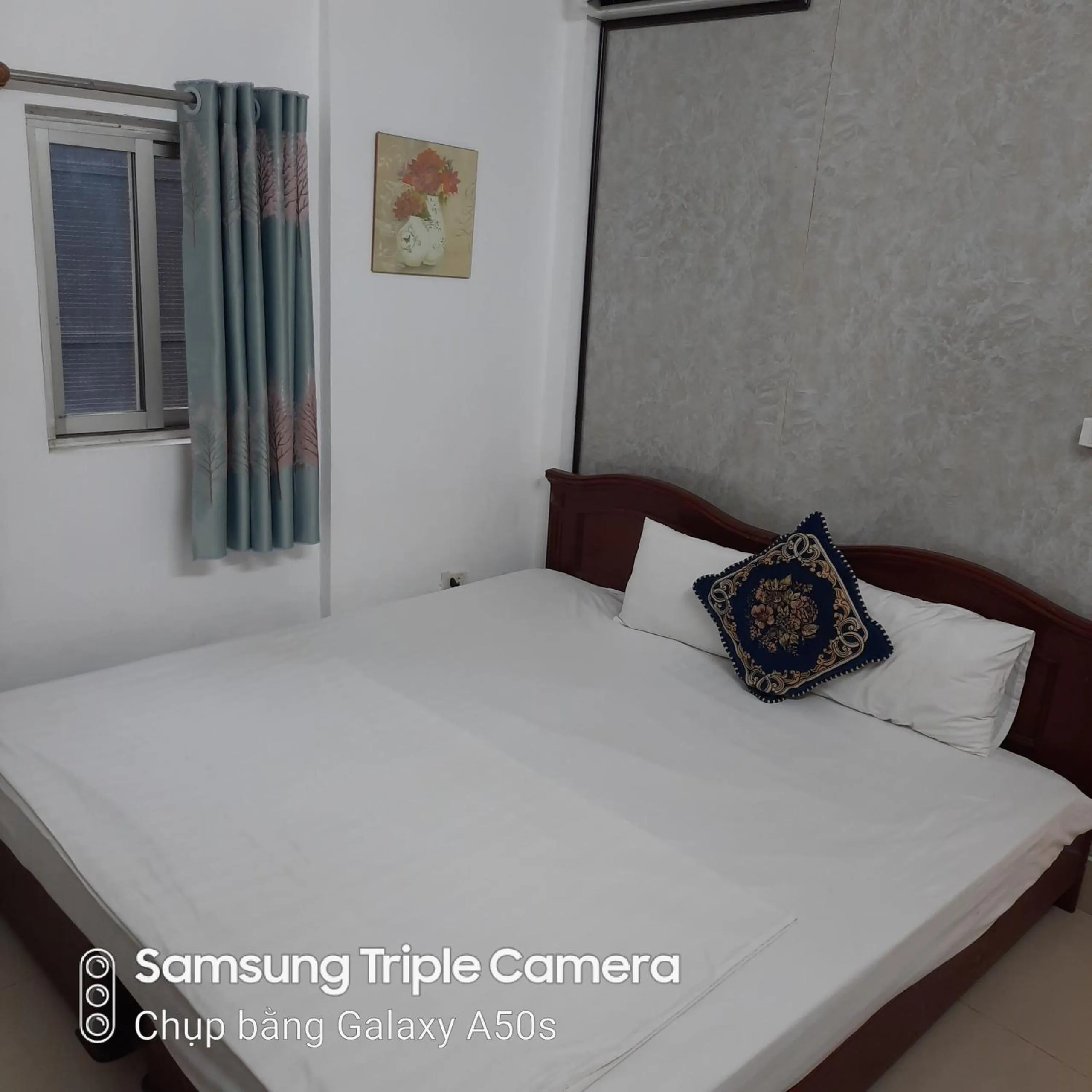 Bed in Hanoi Carina Hotel