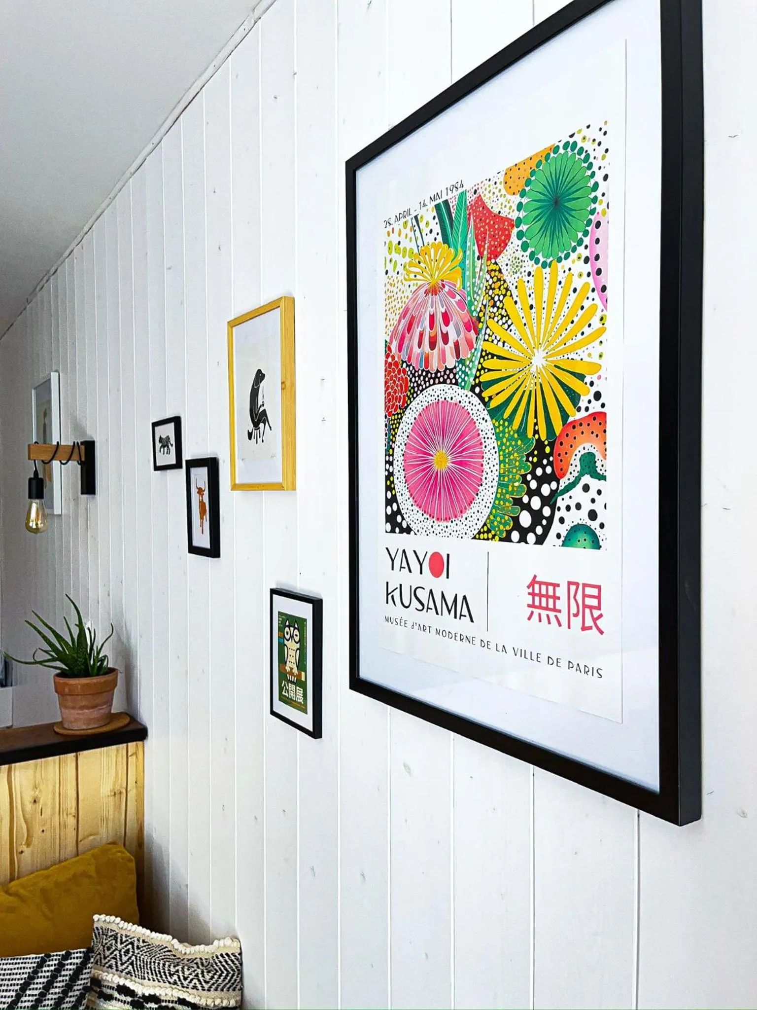 Decorative detail in Hacienda Rooms