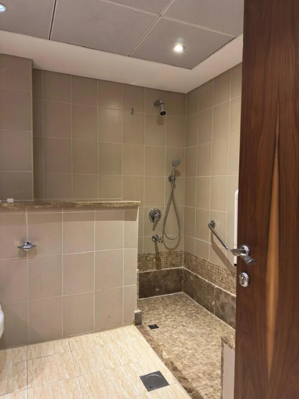 Bathroom in Al Khaleej Palace Deira Hotel