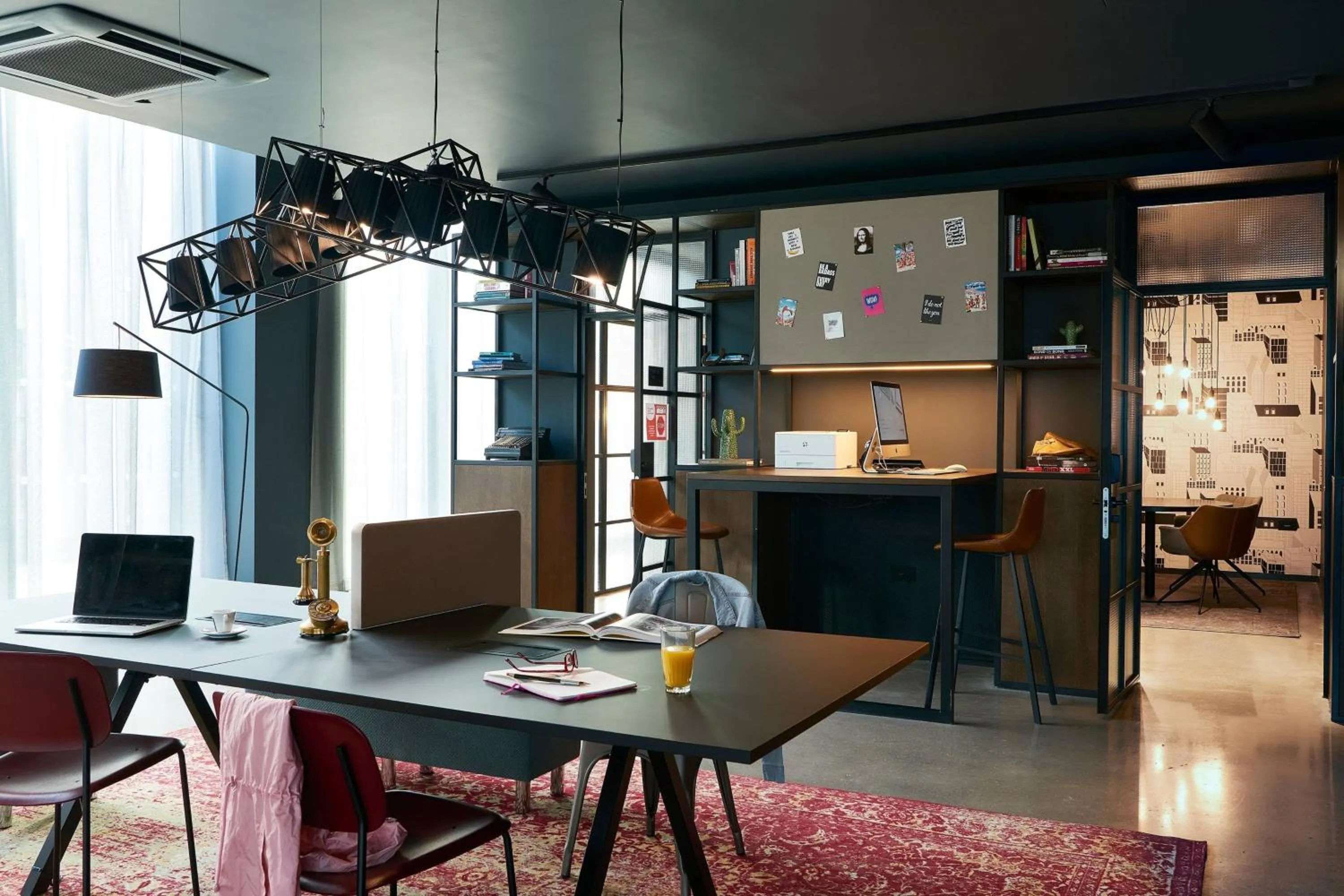 Meeting/conference room in Moxy Chester