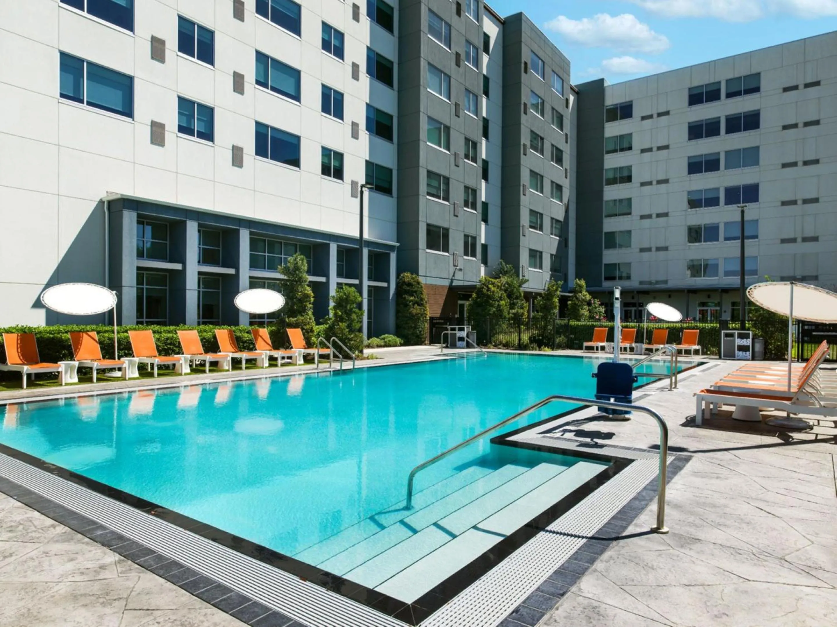 Property building in Aloft Orlando International Drive by Marriott