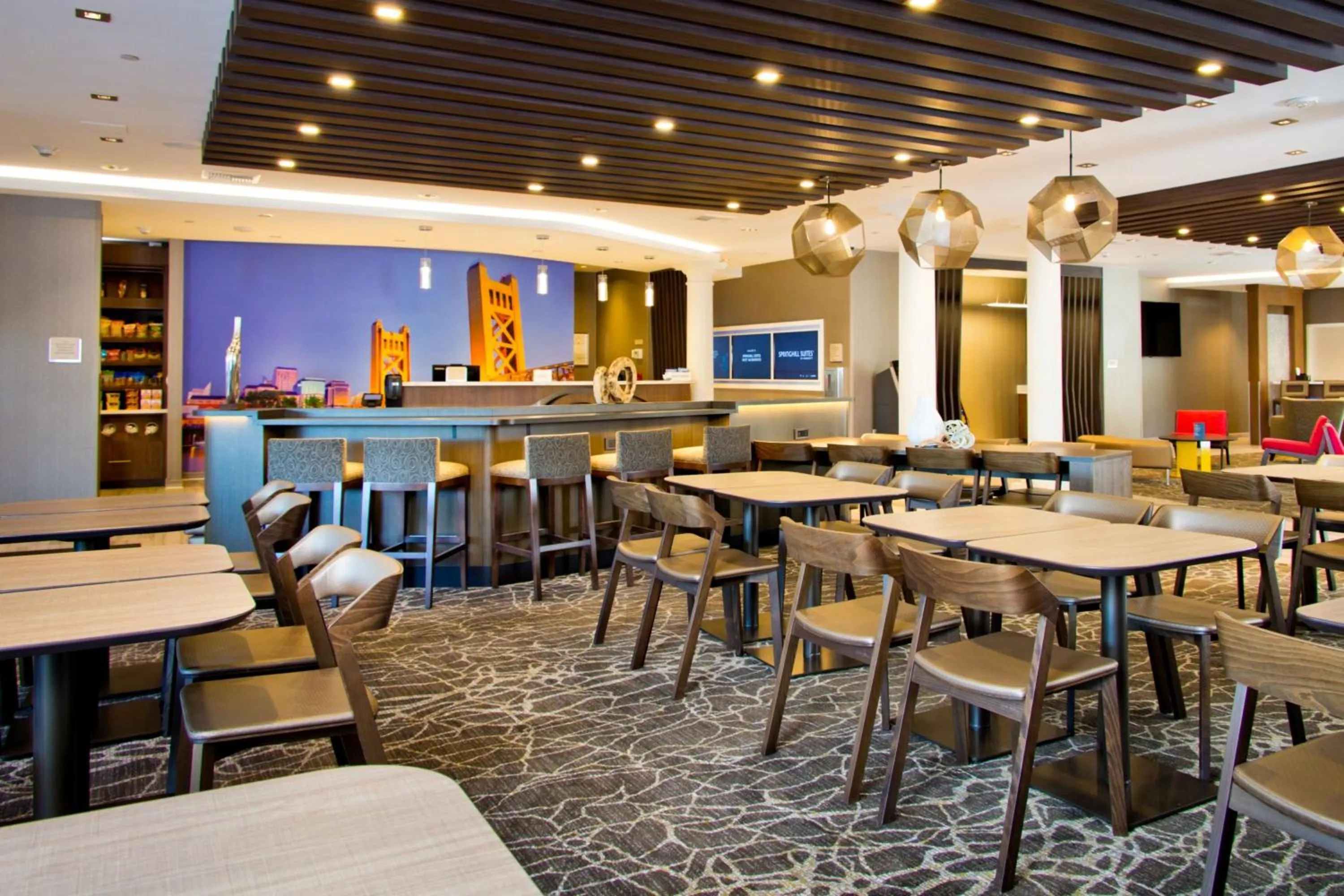 Restaurant/places to eat in SpringHill Suites by Marriott West Sacramento