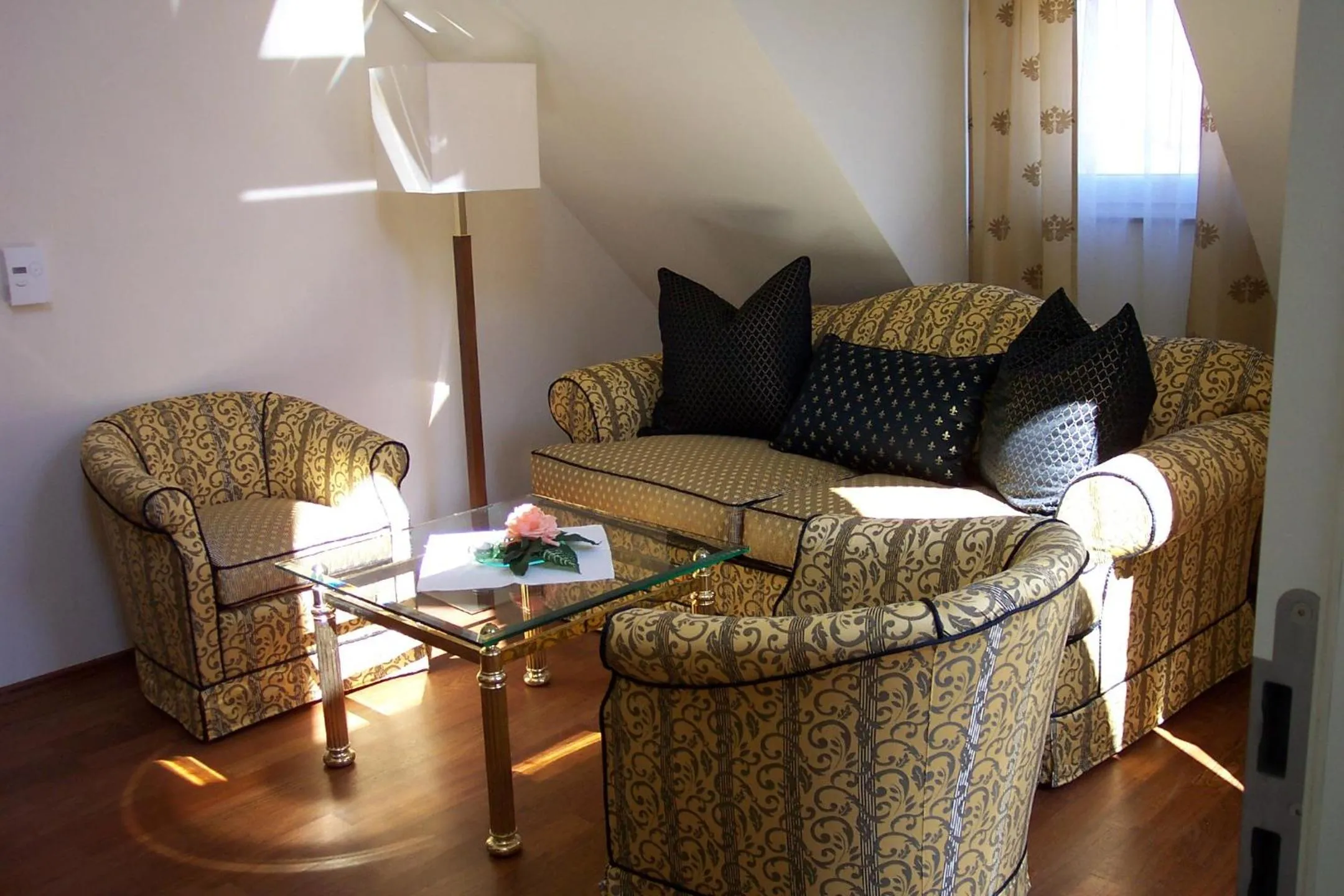 Seating area in Hotel Ochsen Stuttgart