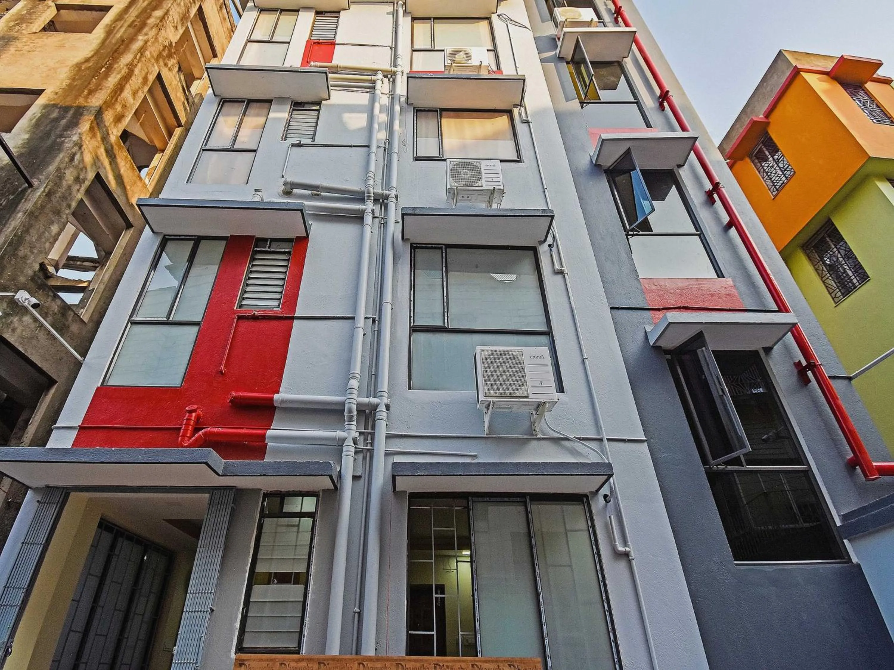 Facade/entrance in Hotel O Om Shanti Palace