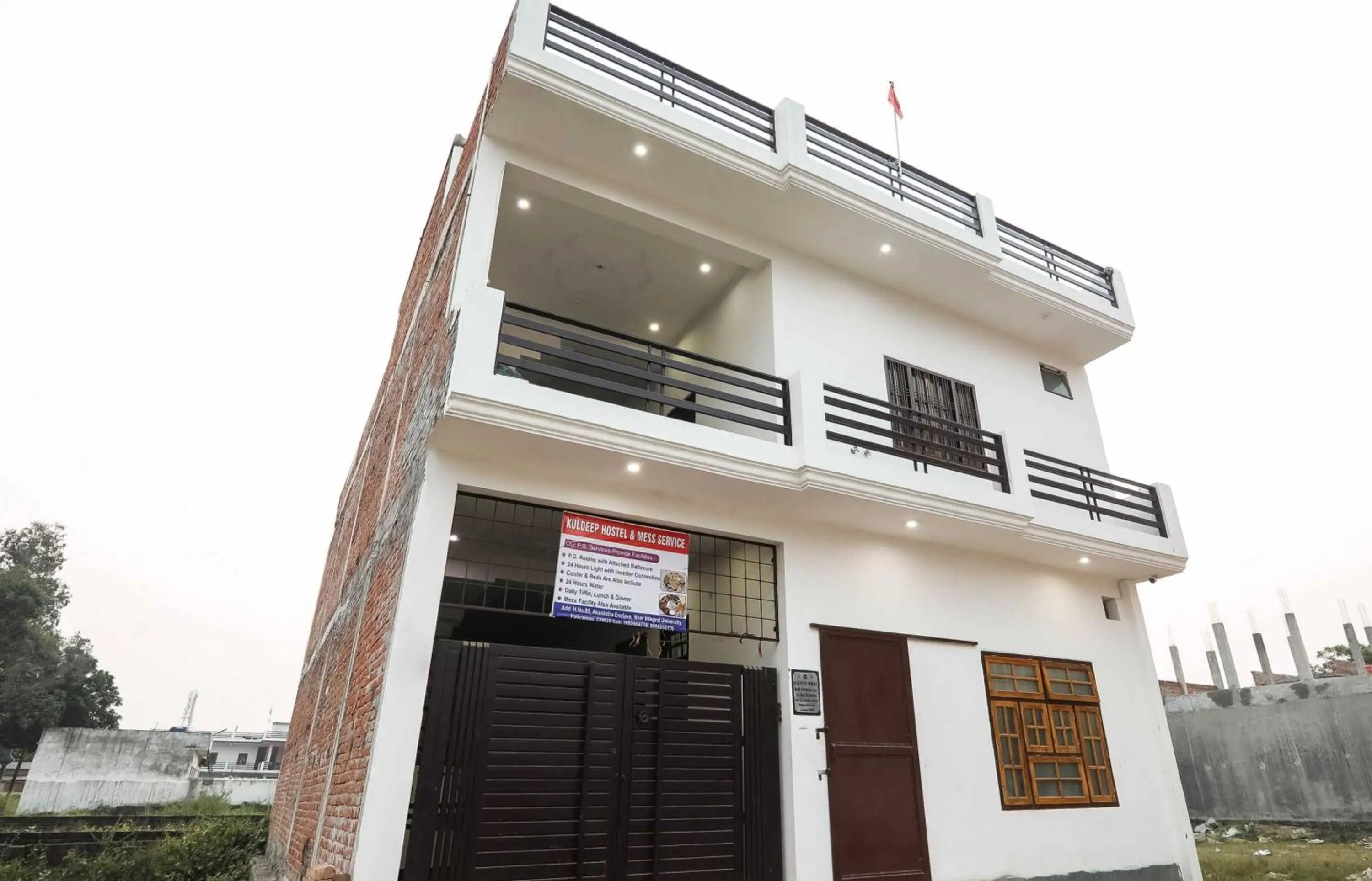 Facade/entrance in SPOT ON 76421 Kuldeep Inn