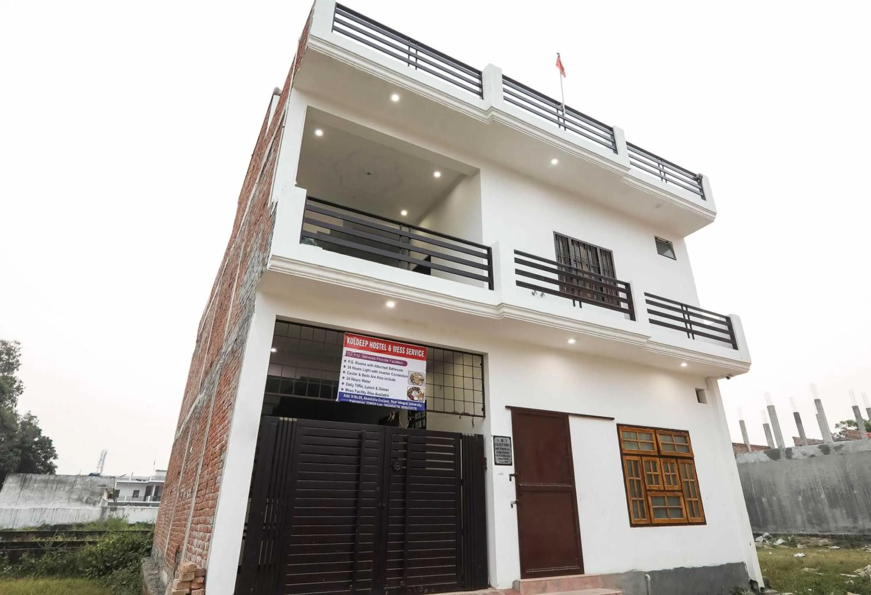 Facade/entrance in SPOT ON 76421 Kuldeep Inn