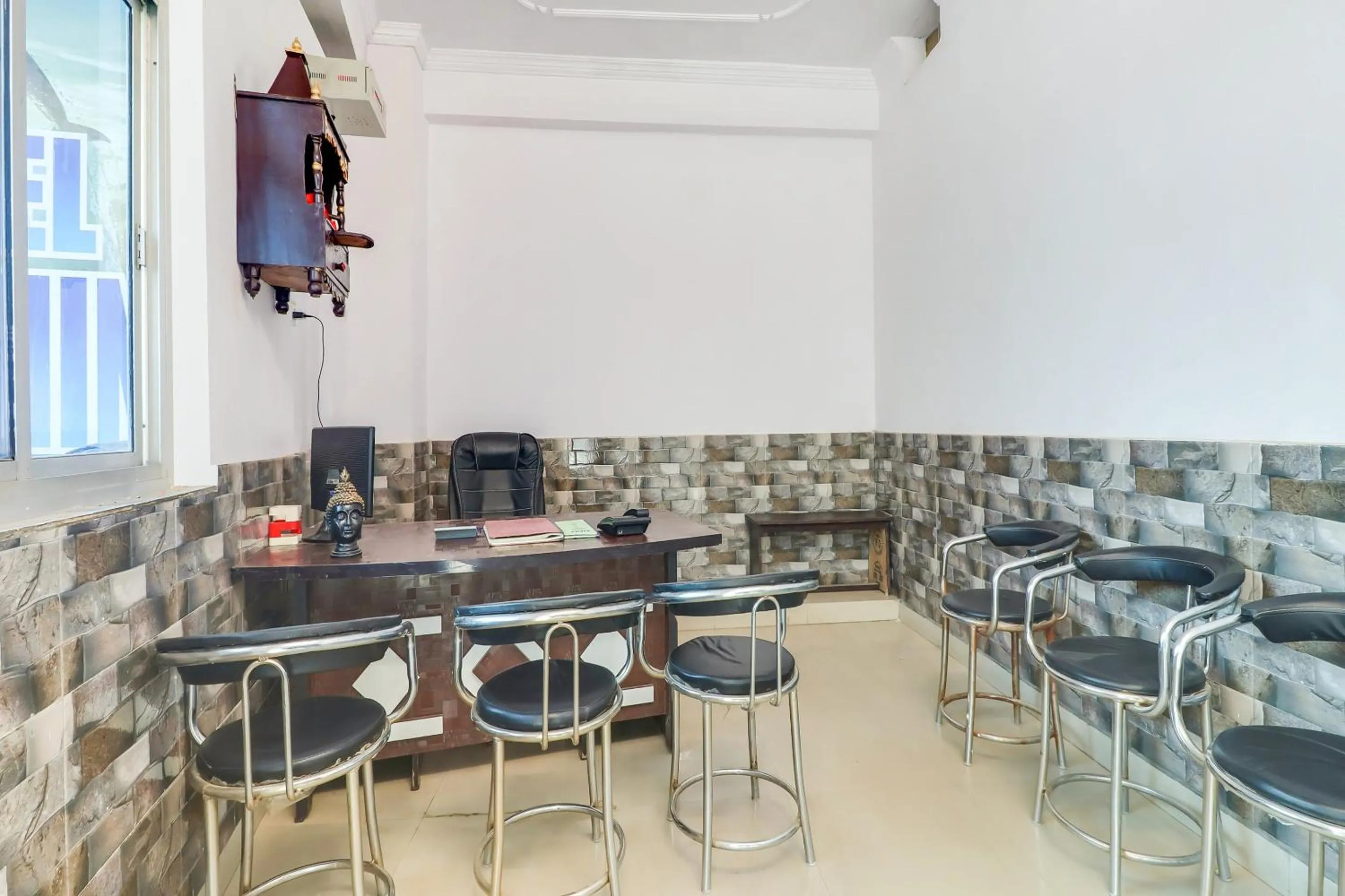 Lobby or reception in Super Hotel O Dolphin