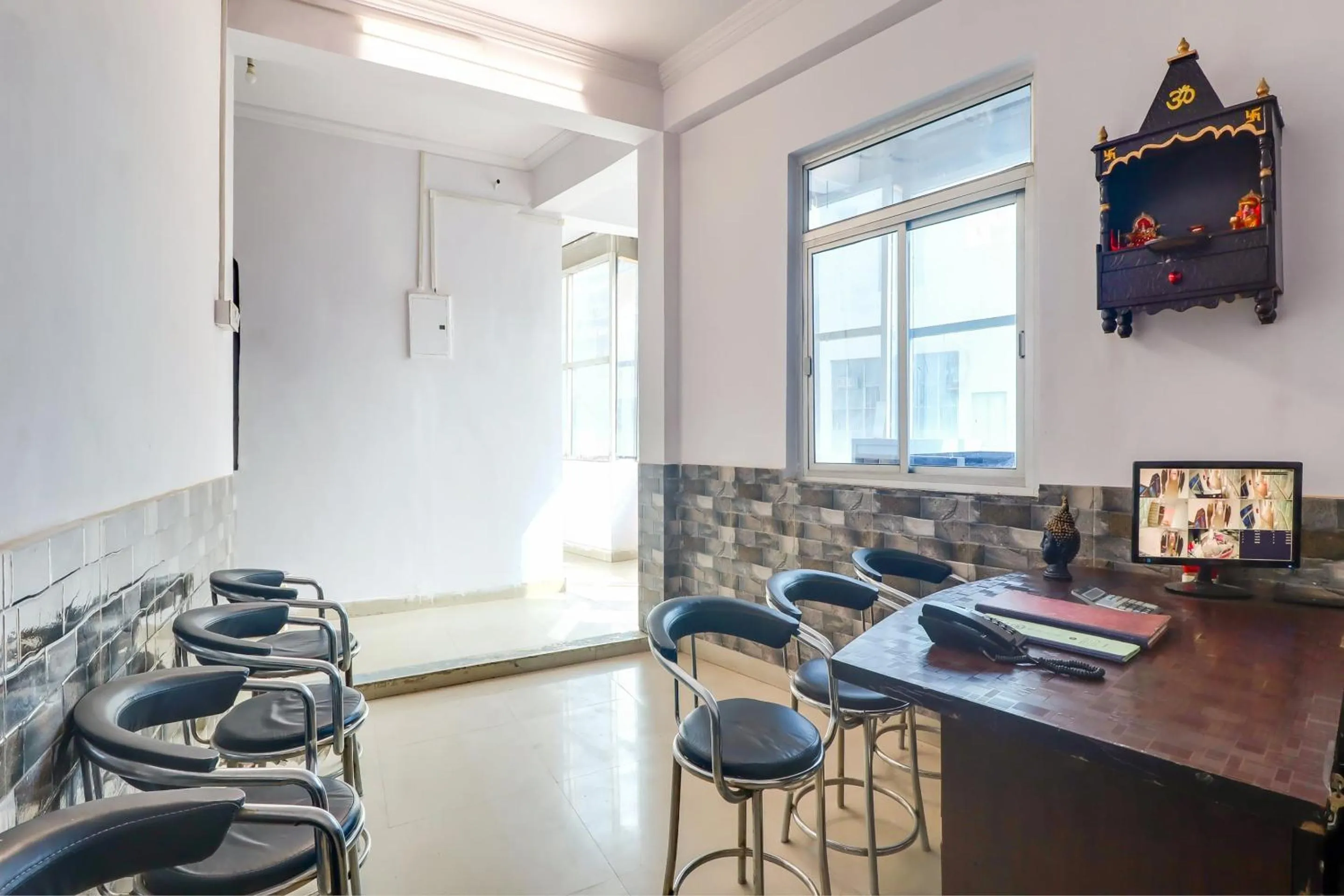 Lobby or reception in Super Hotel O Dolphin